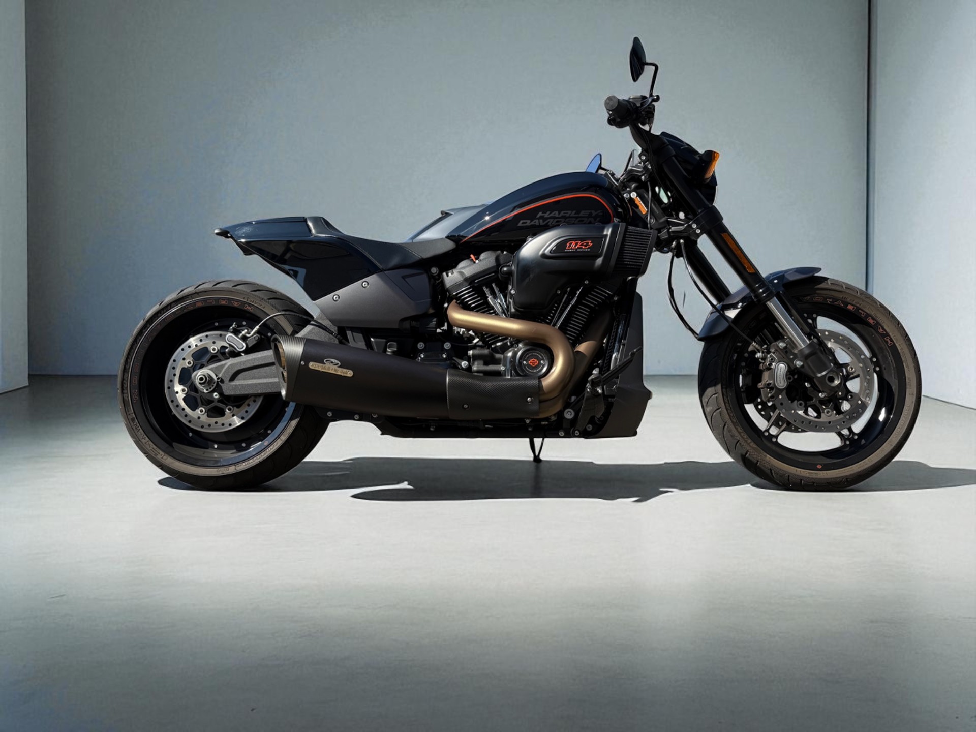HARLEY-DAVIDSON FXDRS 114 ABS-image-1