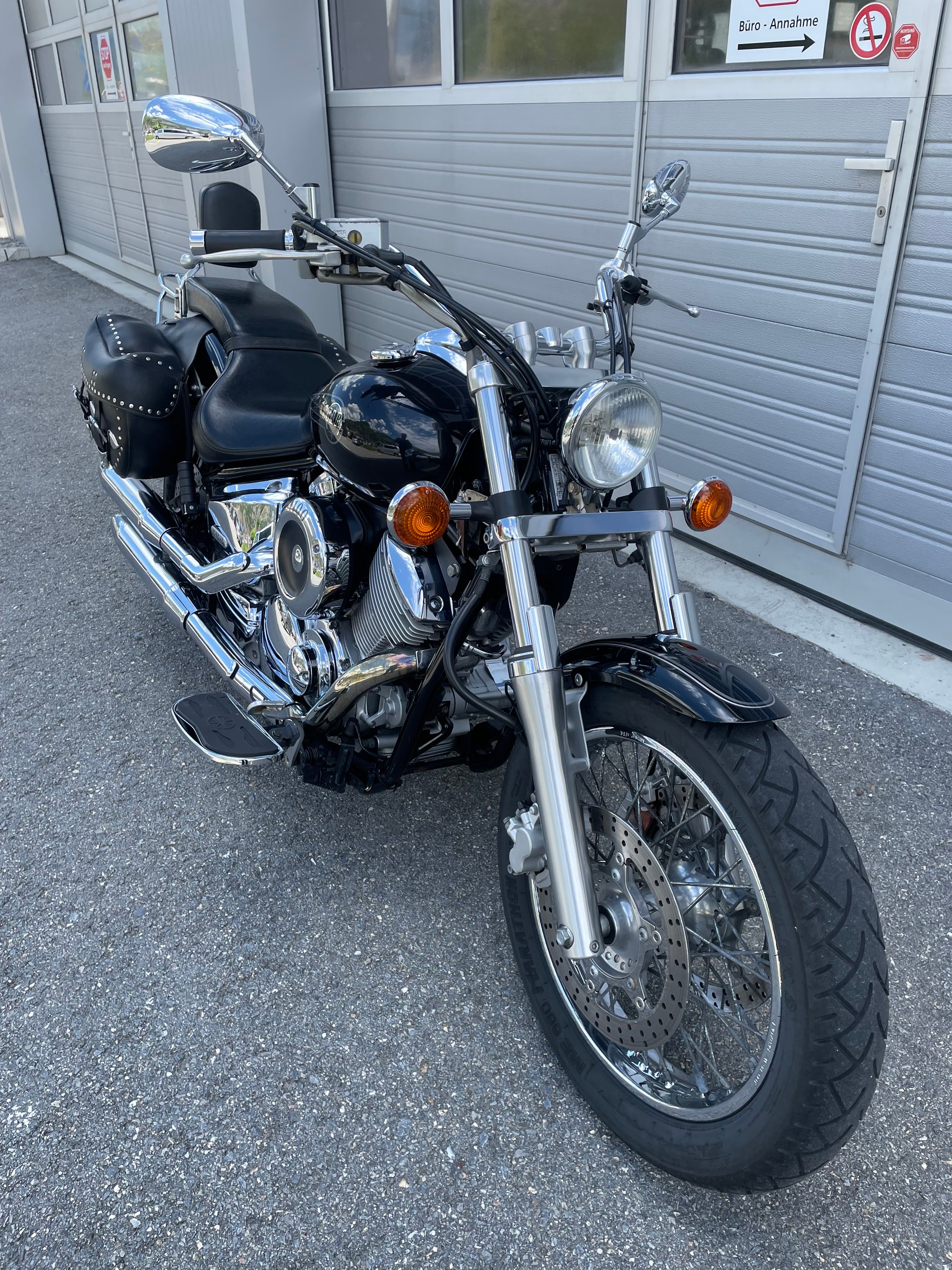 YAMAHA XVS 1100 Drag Star-image-3