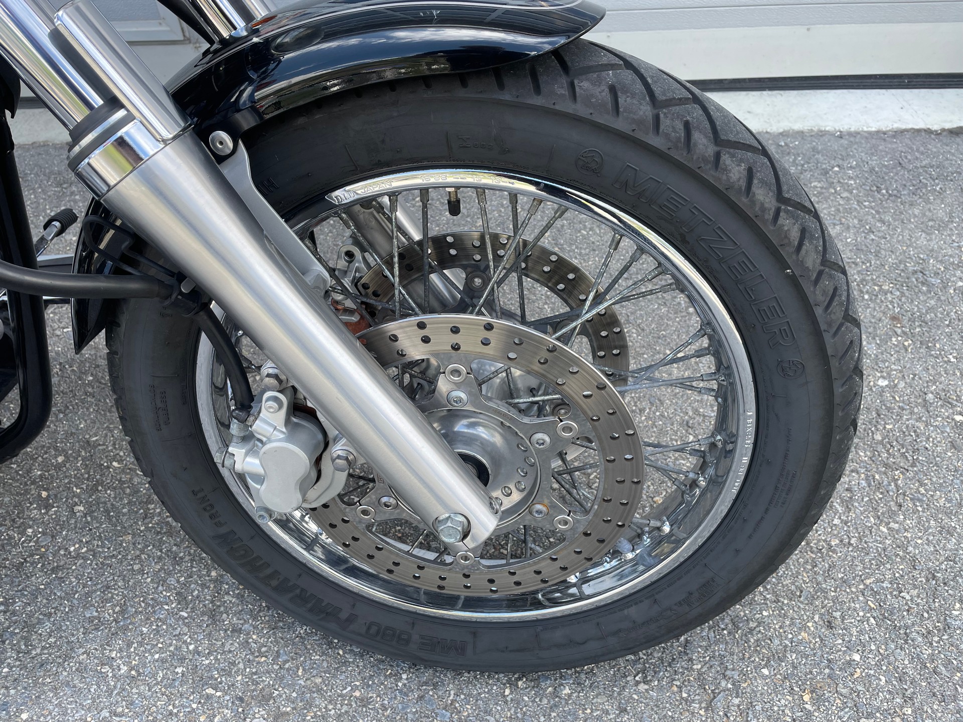 YAMAHA XVS 1100 Drag Star-image-9