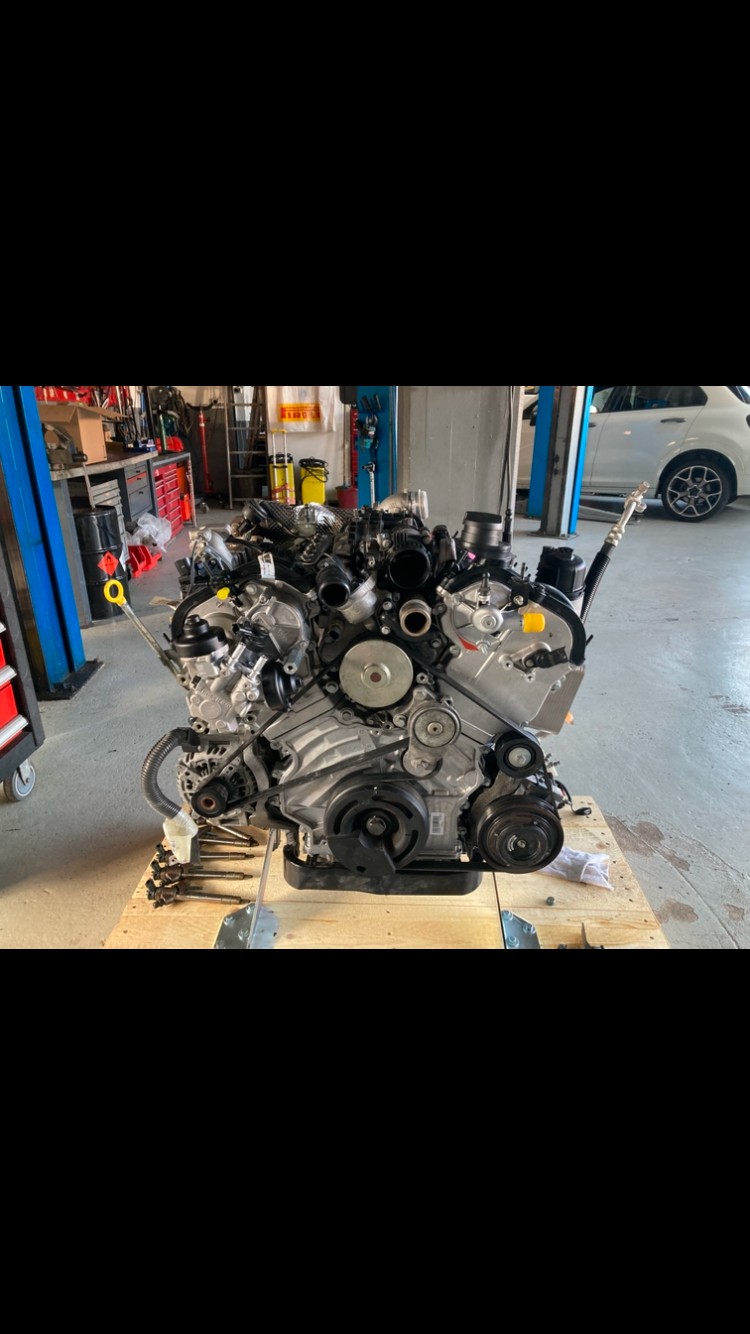 JEEP Grand Cherokee 3.0 CRD Limited Automatic-image-4