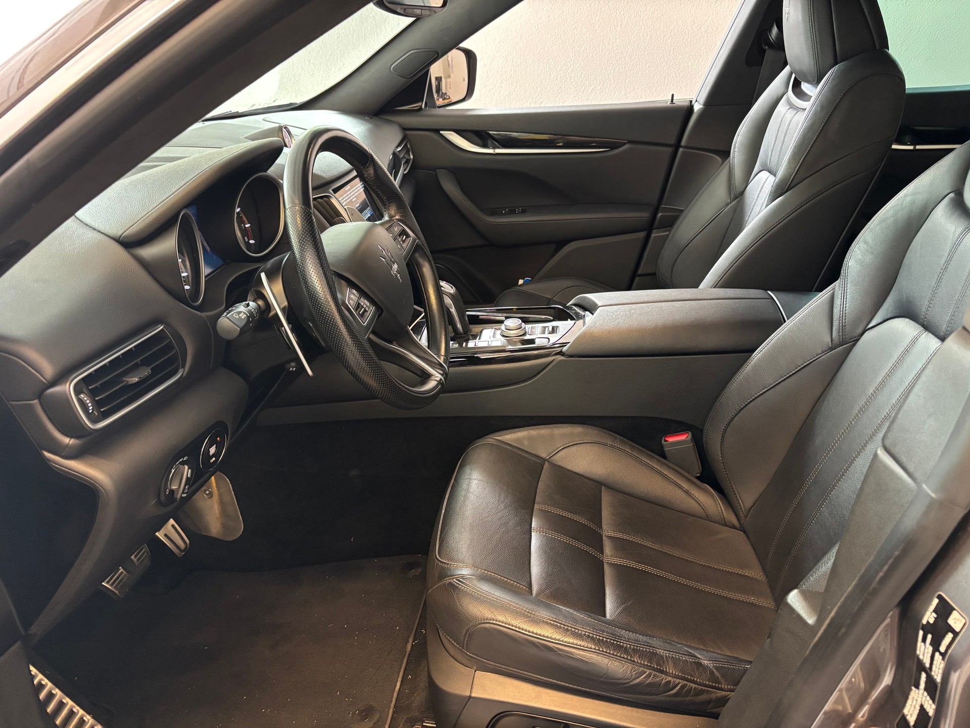 MASERATI Levante 3.0 V6 GranSport Automatica-image-9