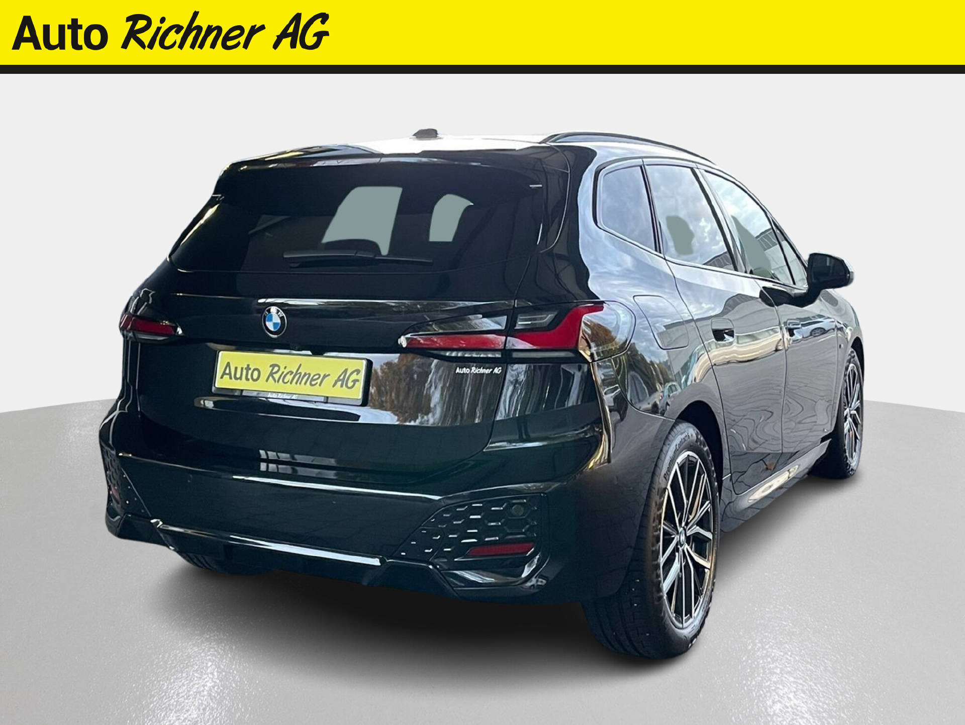 BMW 218d SDKG Active Tourer-showroom-element-3