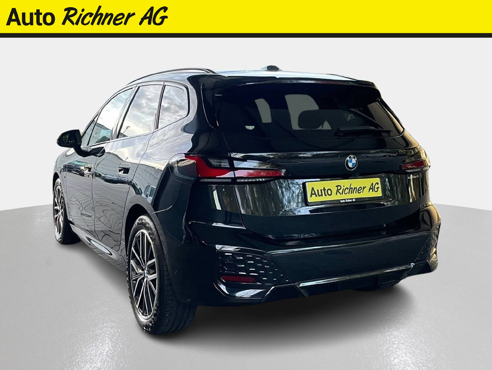 BMW 218d SDKG Active Tourer-image-4
