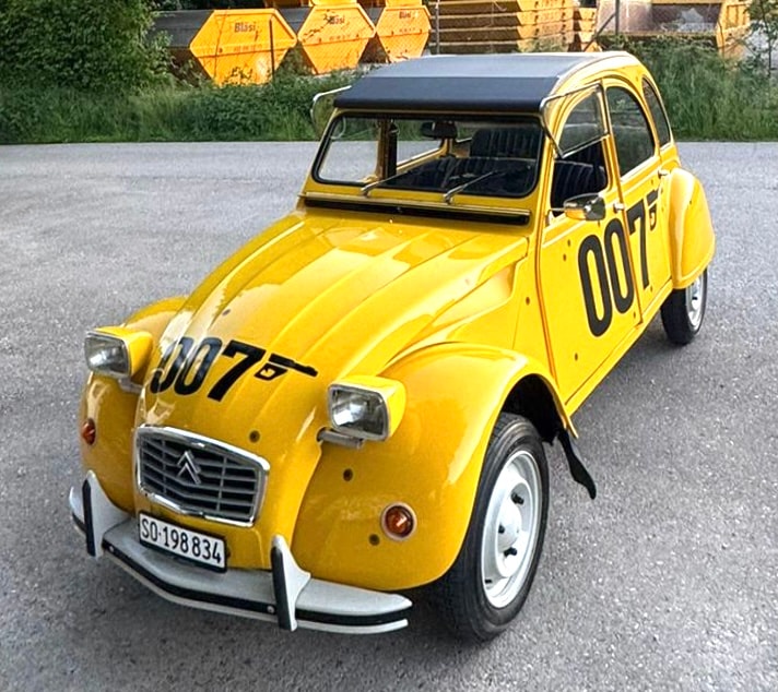 CITROEN 2CV6 Spécial "007 Edition"