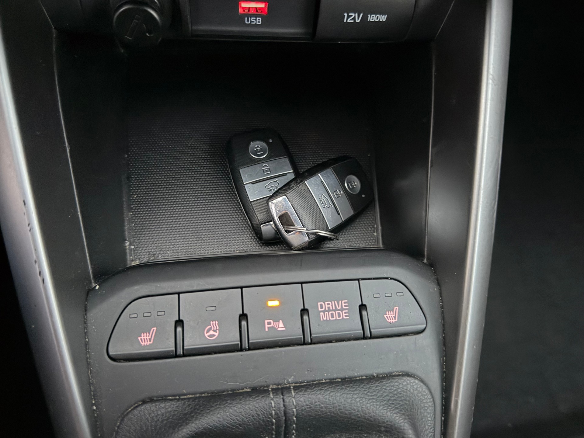 KIA Rio 1.0 T-GDi MHEV First Edition iMT-image-13