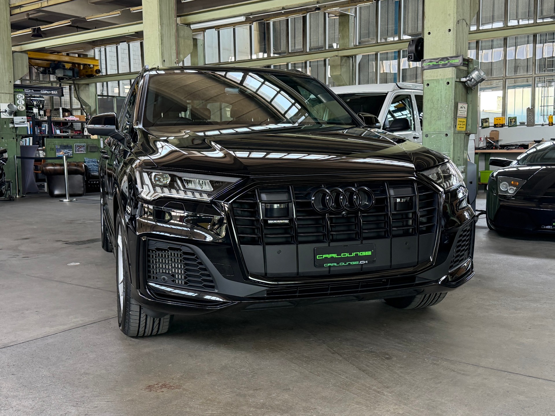 AUDI Q7 55 TFSI * S Line * quattro tiptronic *** 5 Jahre Audi Werks-Garantie ***-showroom-element-1