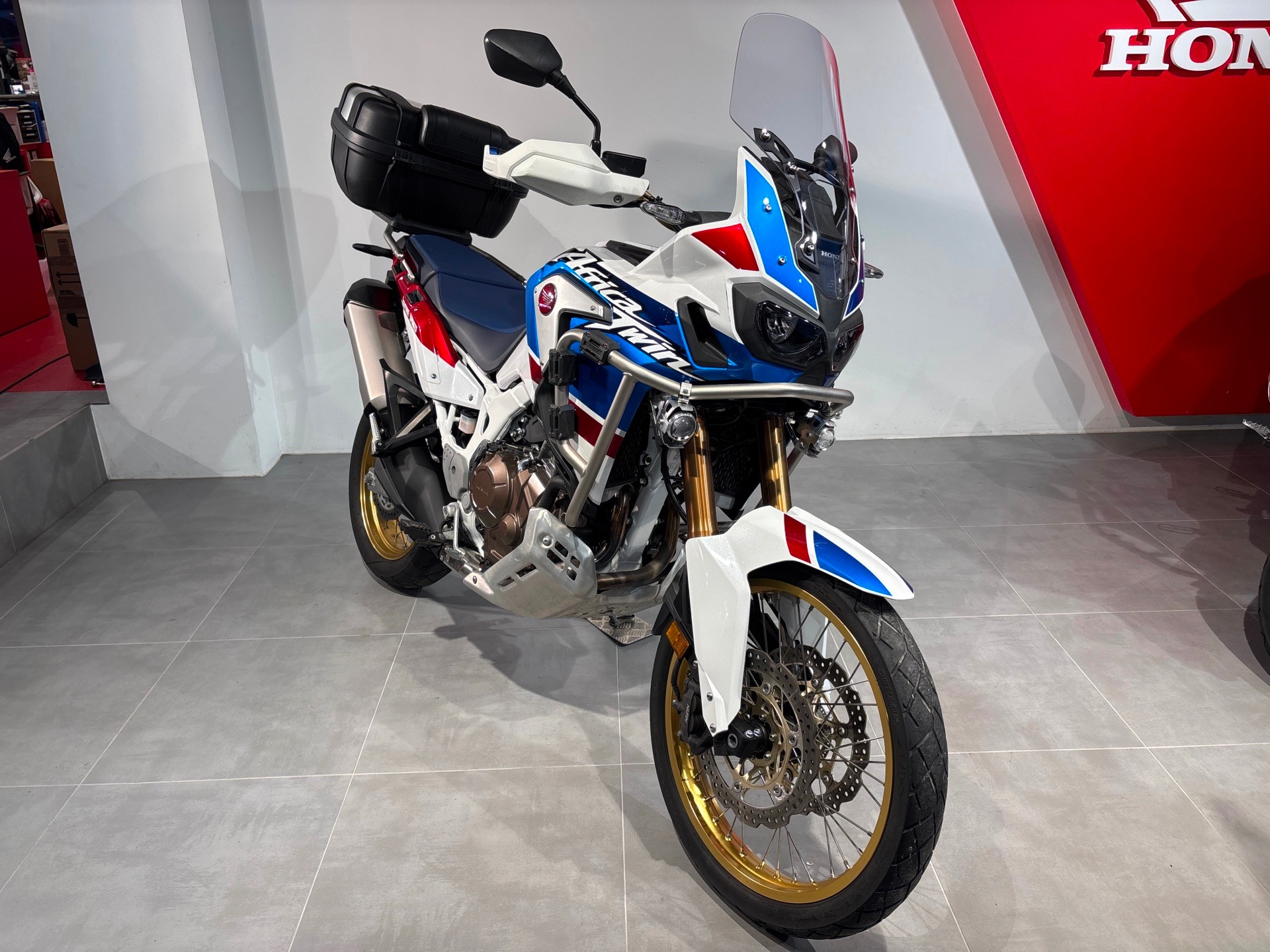HONDA CRF 1000A Adventure Africa Twin-image-11