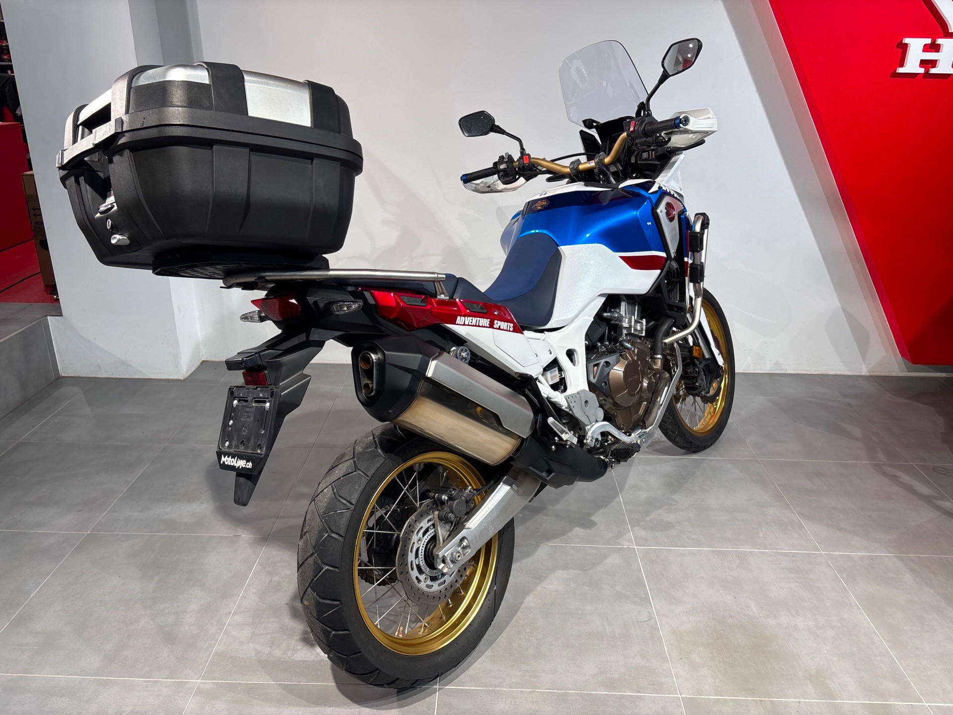 HONDA CRF 1000A Adventure Africa Twin-image-3