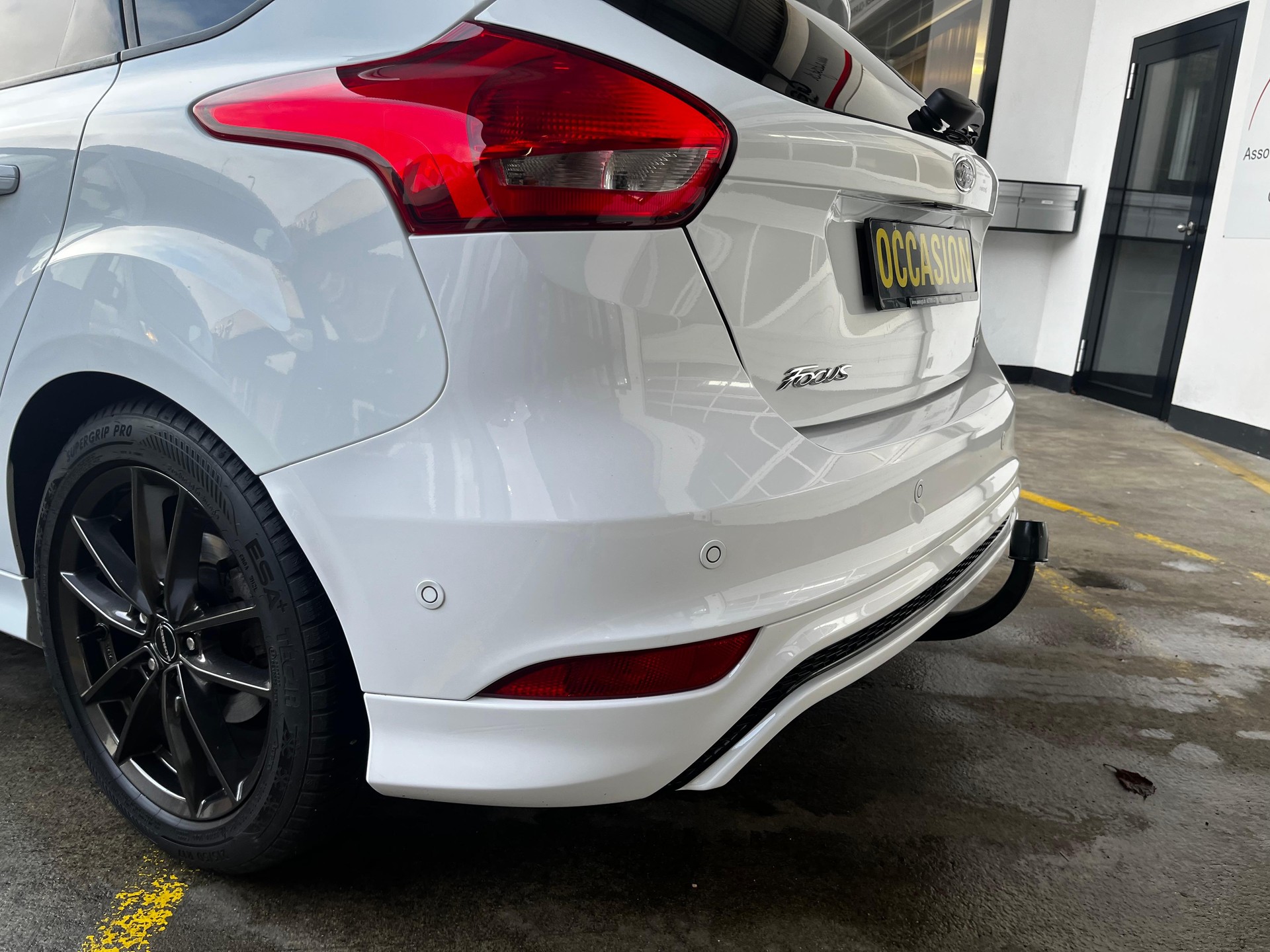 FORD Focus 1.0i EcoB 125 ST-Line-image-6