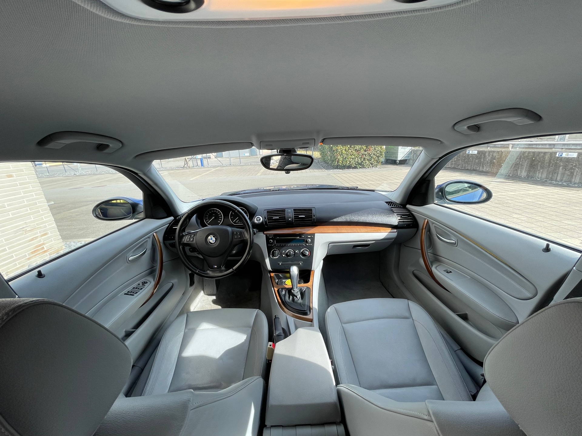BMW 120i Steptronic-image-15