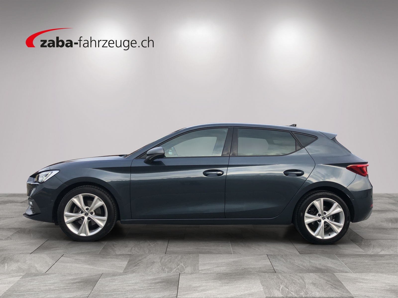 SEAT Leon 1.5 eTSI mHEV DSG FR-showroom-element-1