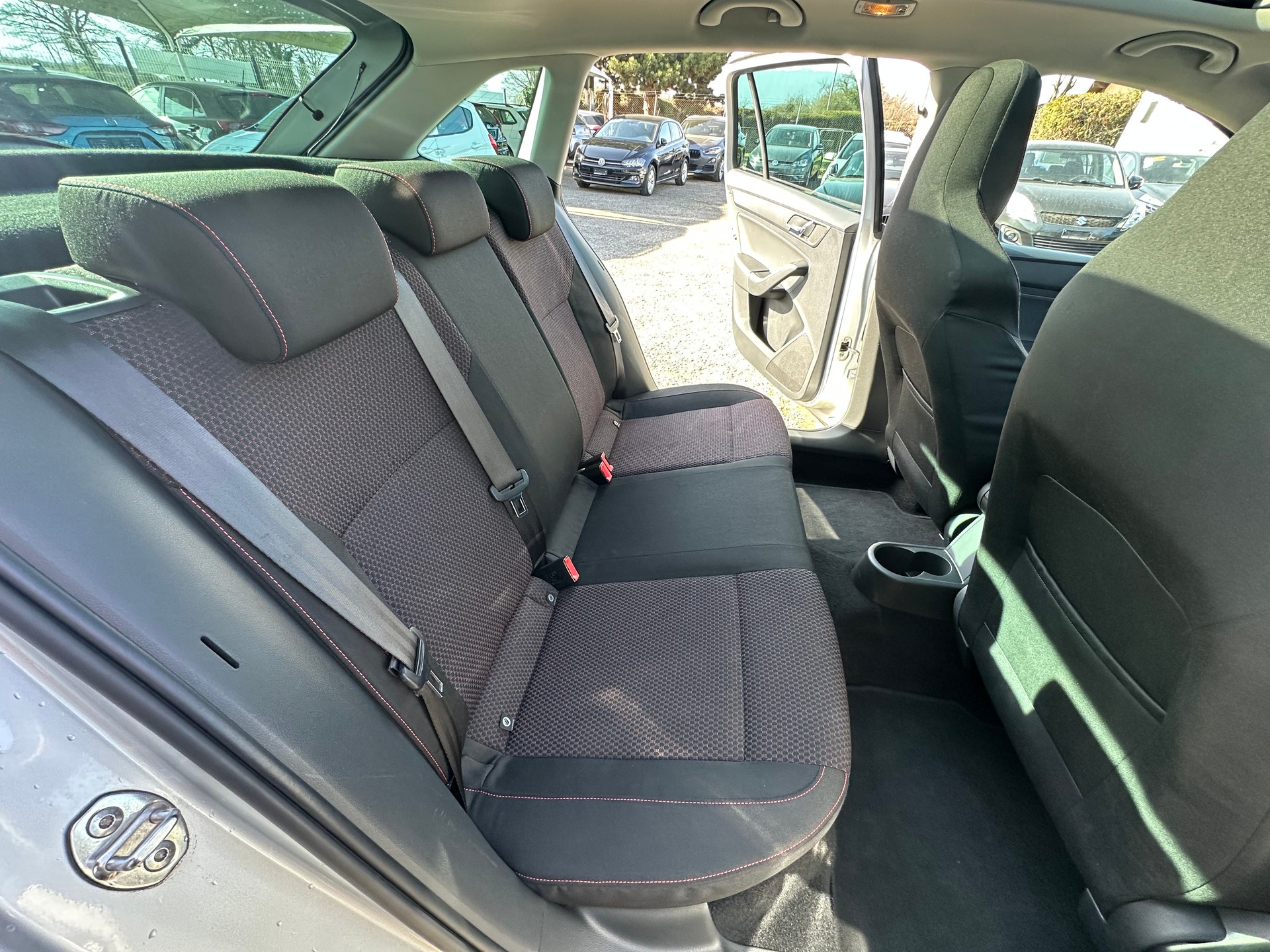 SKODA Rapid Spaceback 1.4 TSI Ambition DSG-image-12