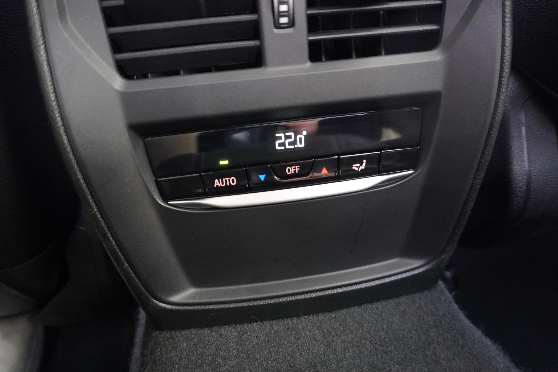 BMW 220d-image-12