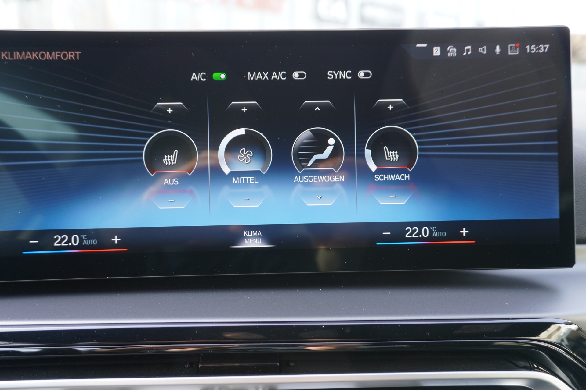 BMW 220d-image-24