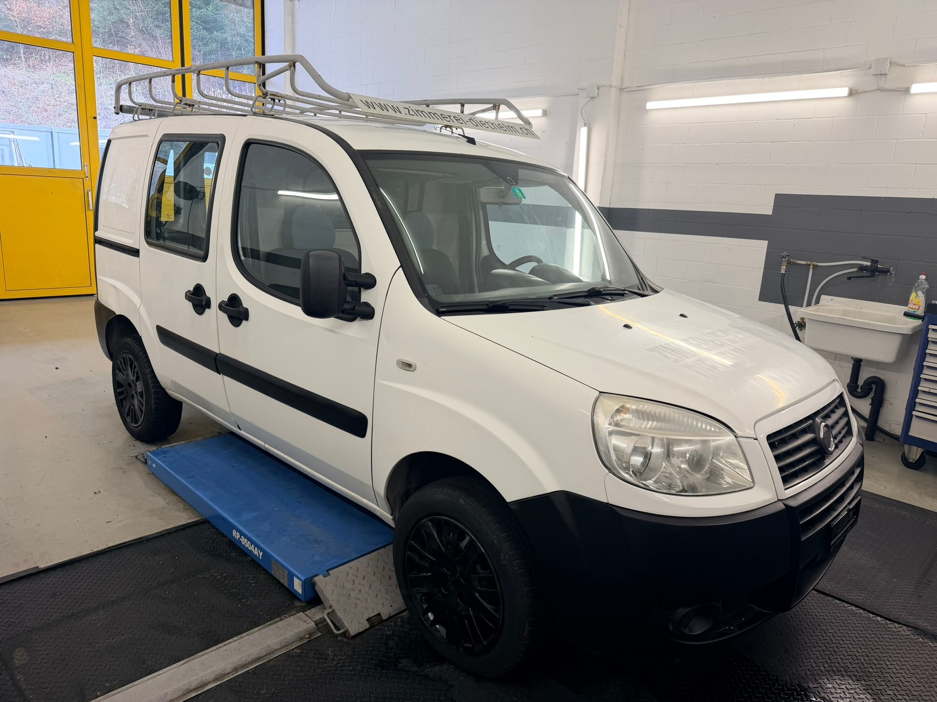 FIAT Doblò 1.3 JTD Cargo Swiss-showroom-element-2