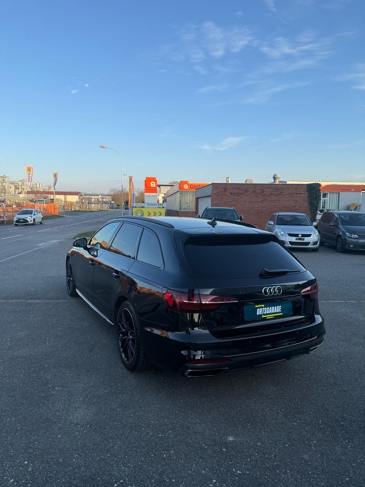 AUDI A4 Avant 40 TDI S line Attraction quattro S-tronic-showroom-element-2
