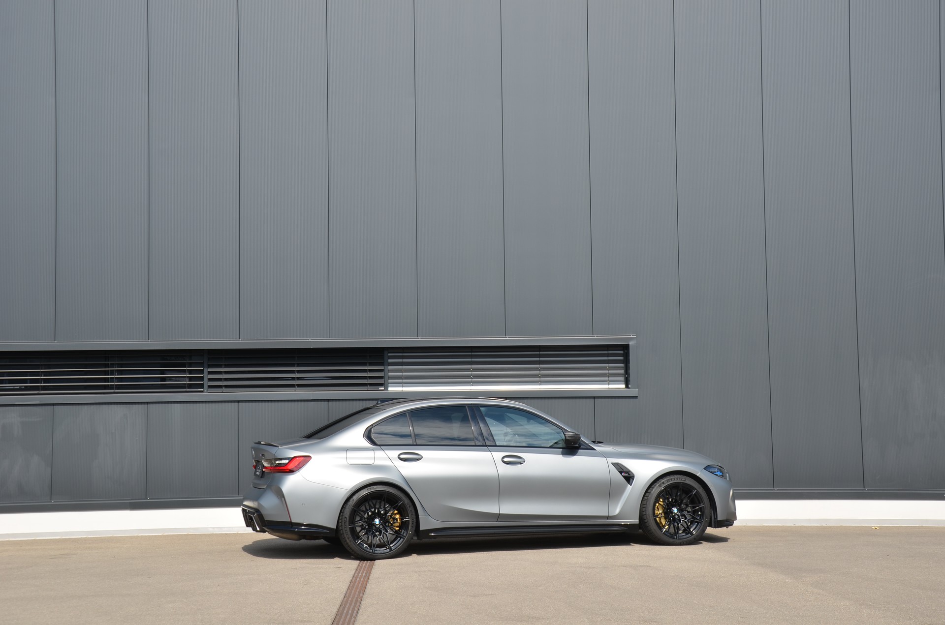 BMW M3 Competition M xDrive-showroom-element-3