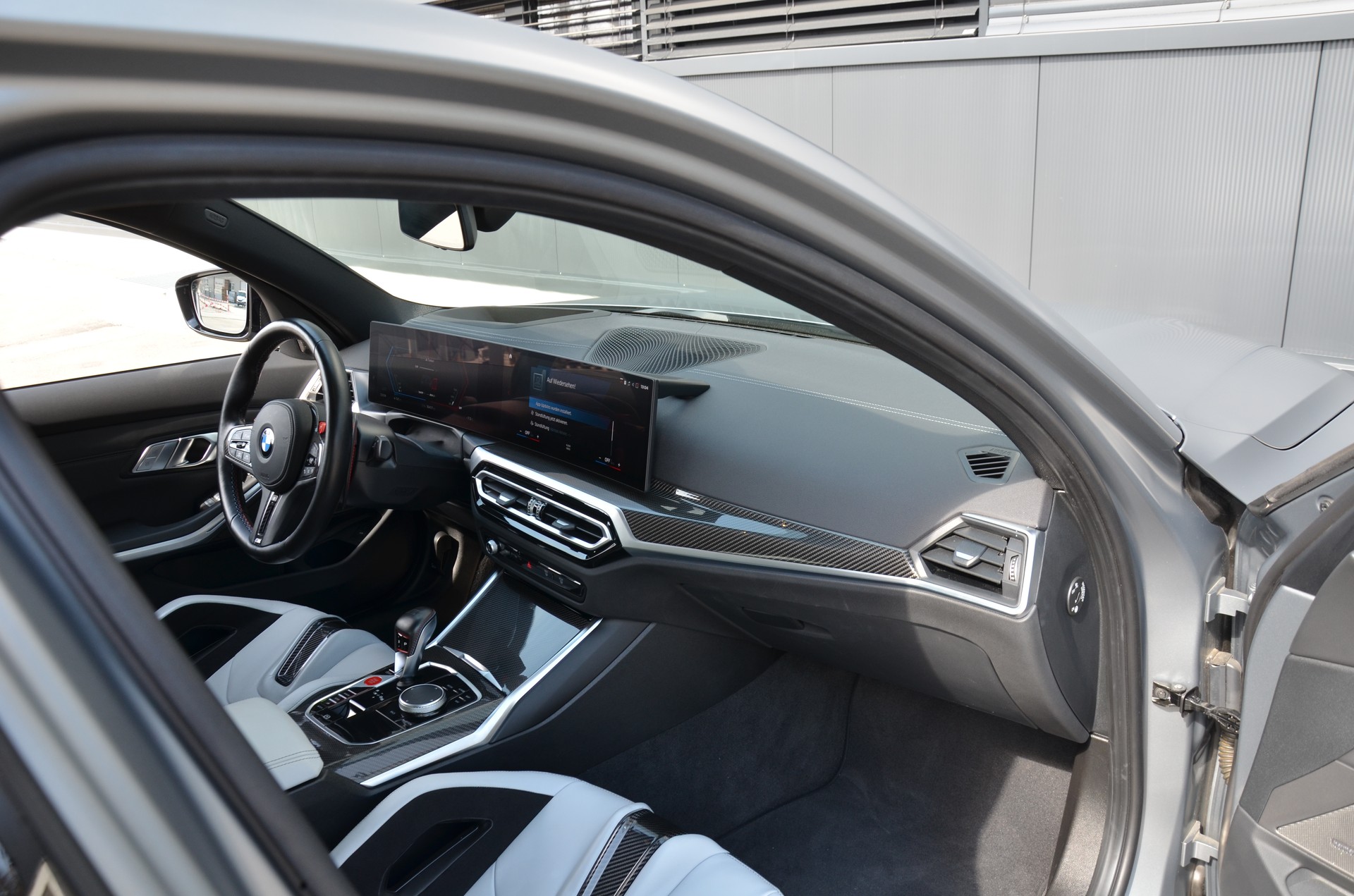 BMW M3 Competition M xDrive-image-14