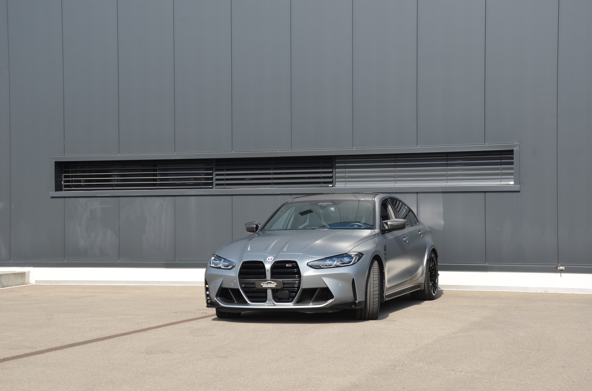 BMW M3 Competition M xDrive-image-4