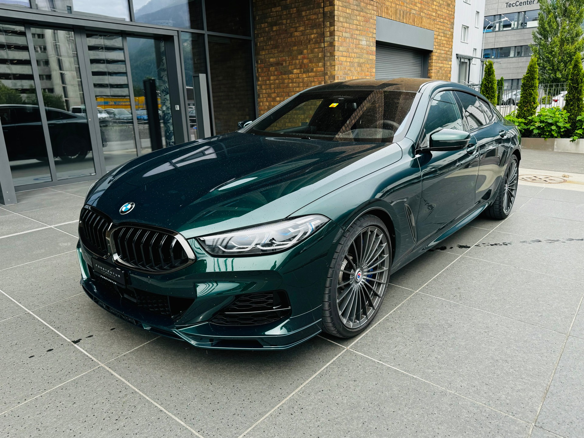 BMW-ALPINA B8 4.4 V8 xDrive | 621PS