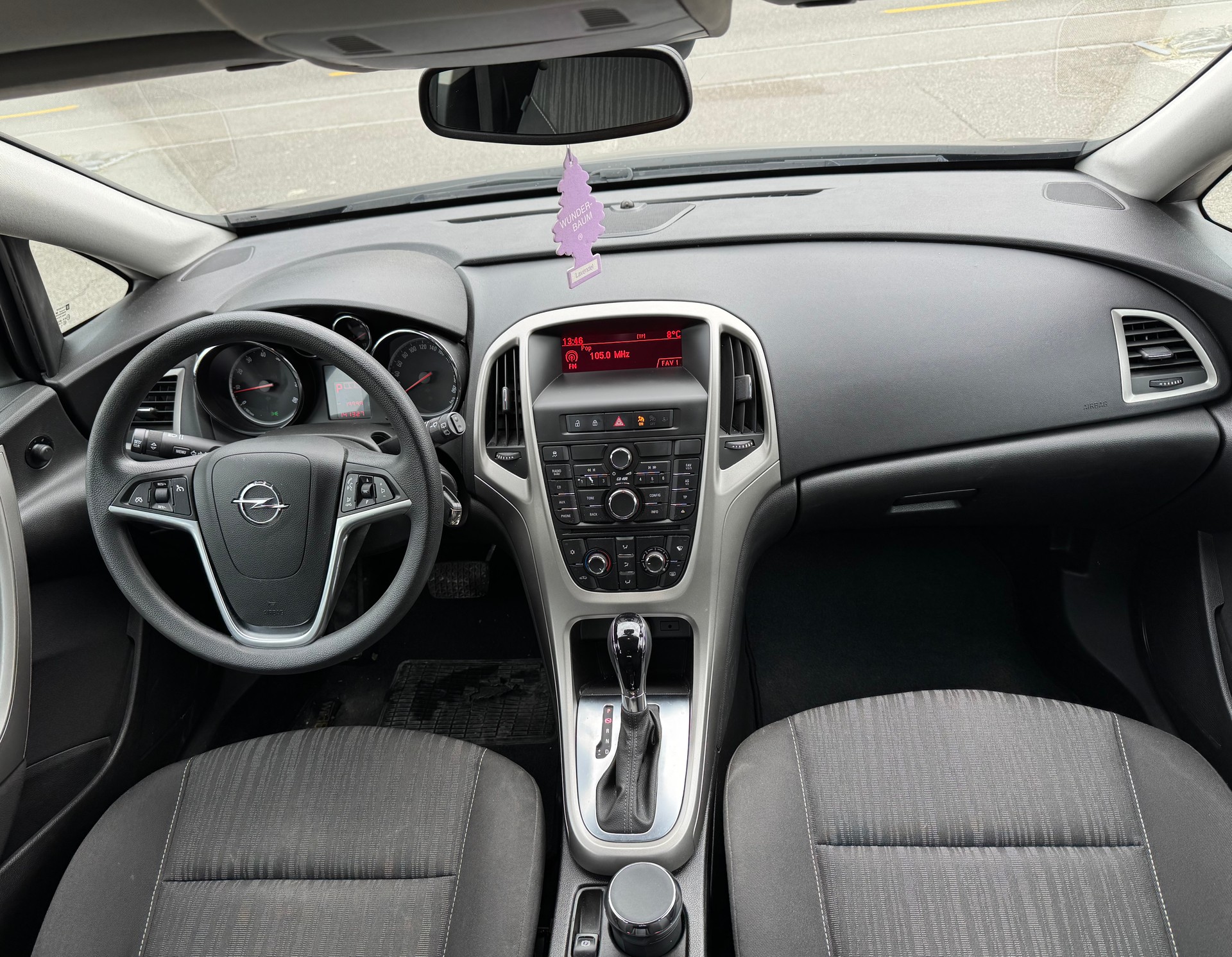 OPEL Astra 1.6i 16V Enjoy Automatic-image-10