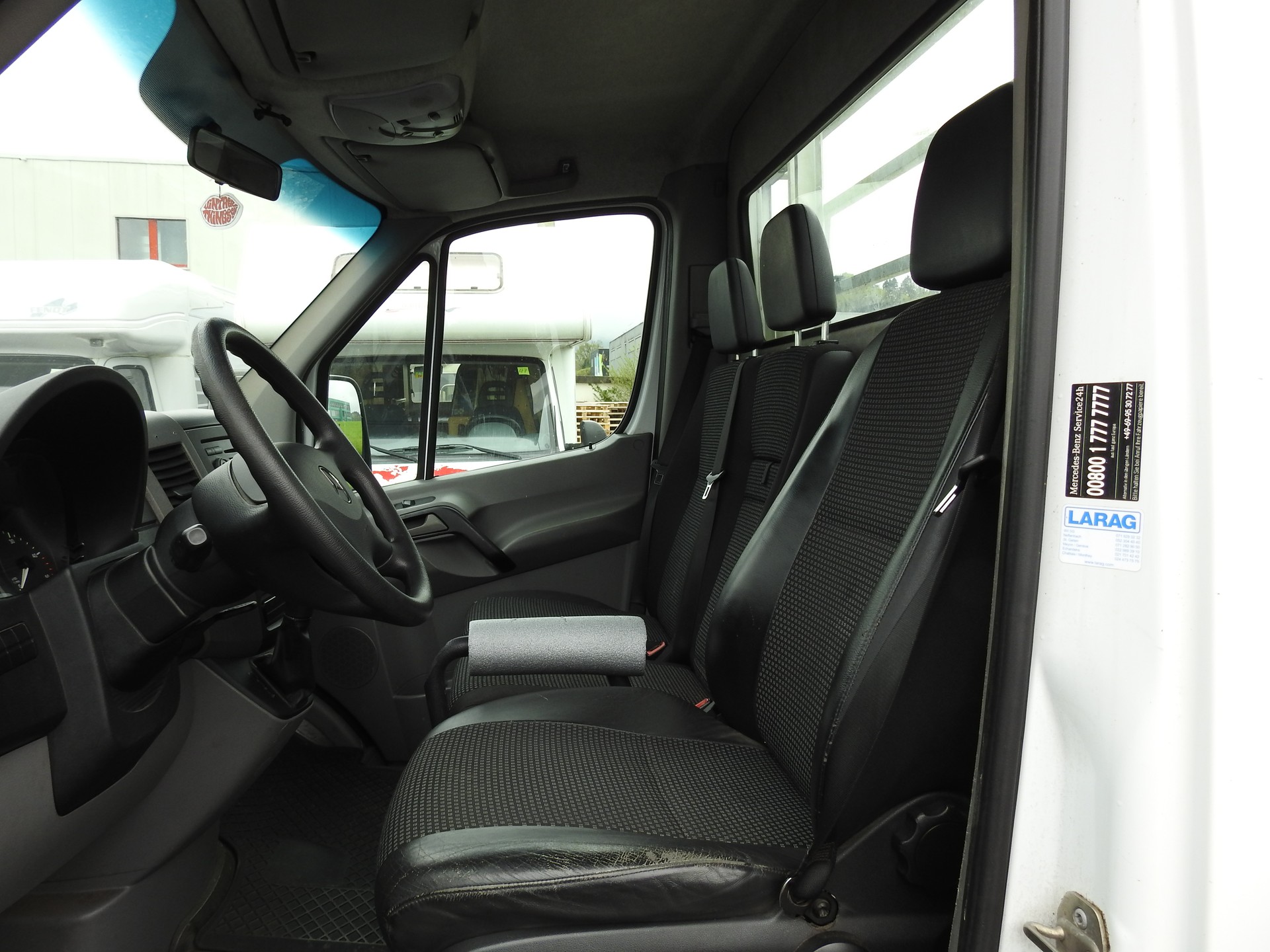 MERCEDES-BENZ Sprinter 315 CDI Lang-image-10