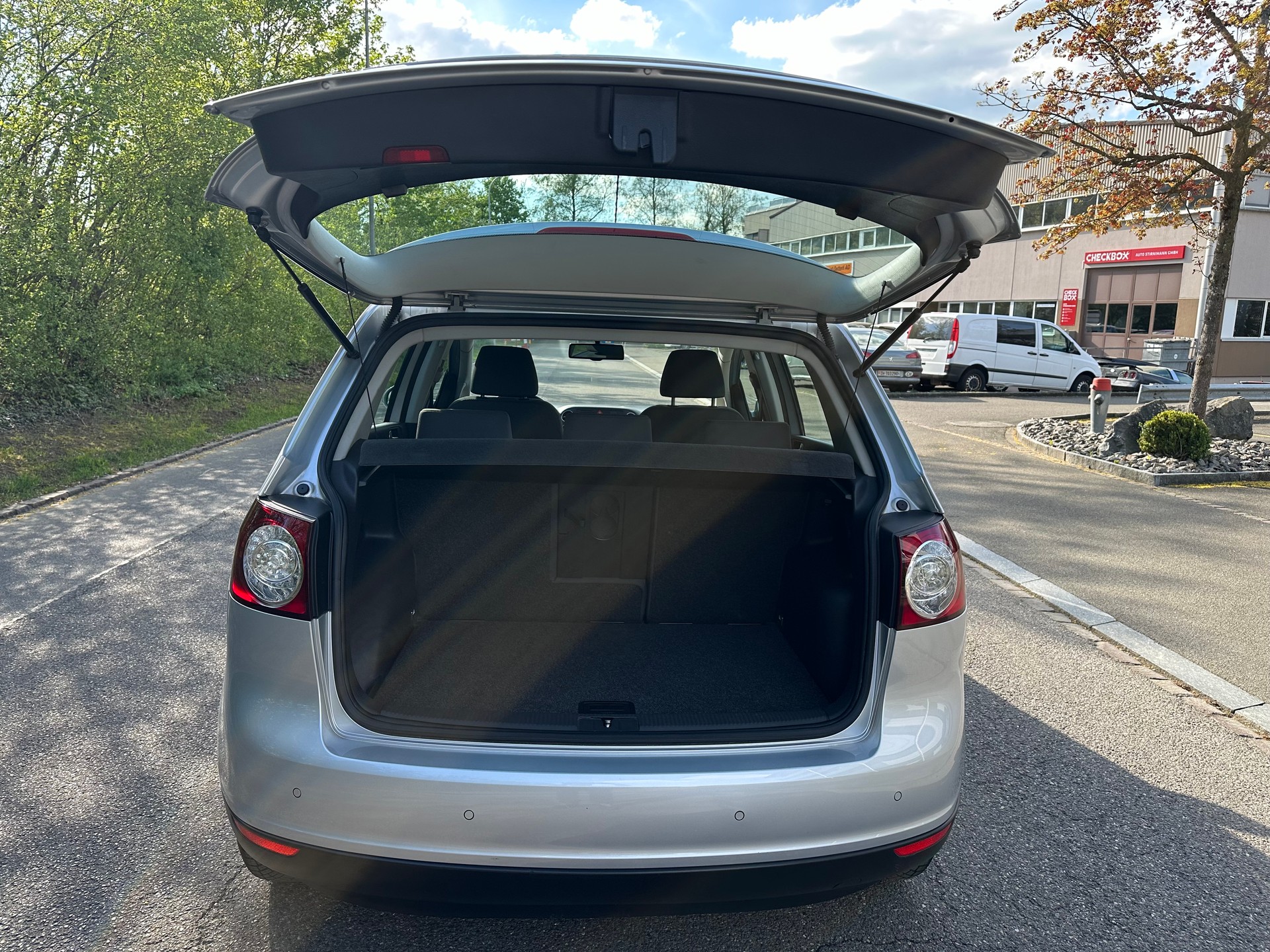 VW Golf Plus 1.6 FSI Comfortline-image-11