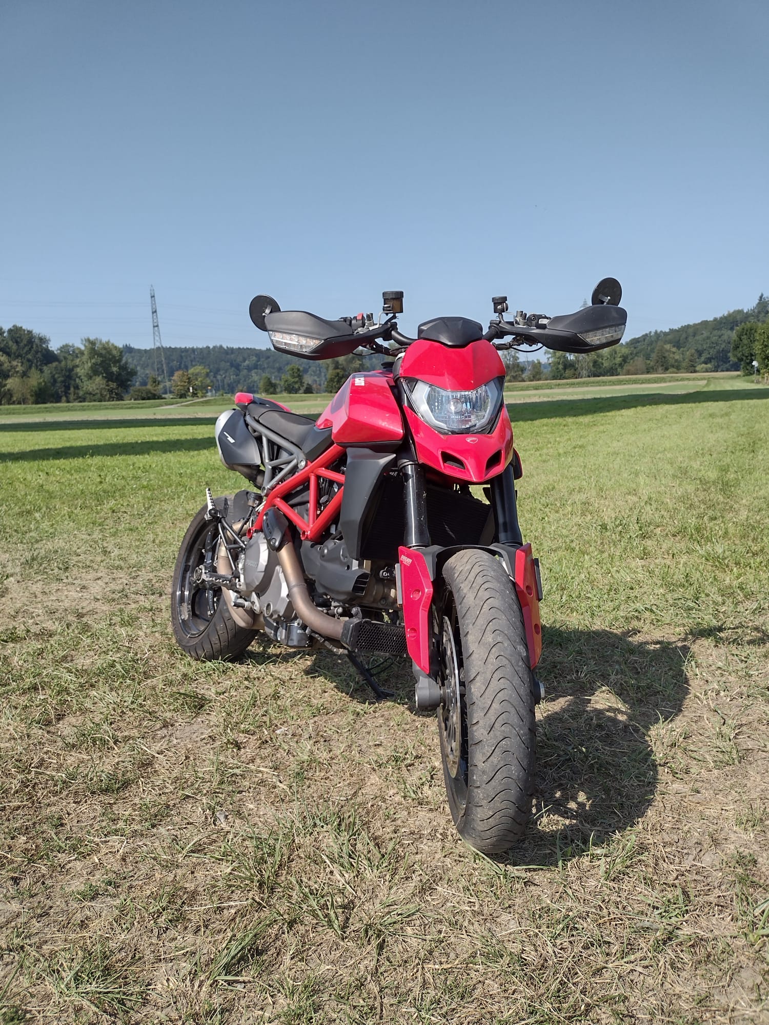 DUCATI Hypermotard 950-image-1