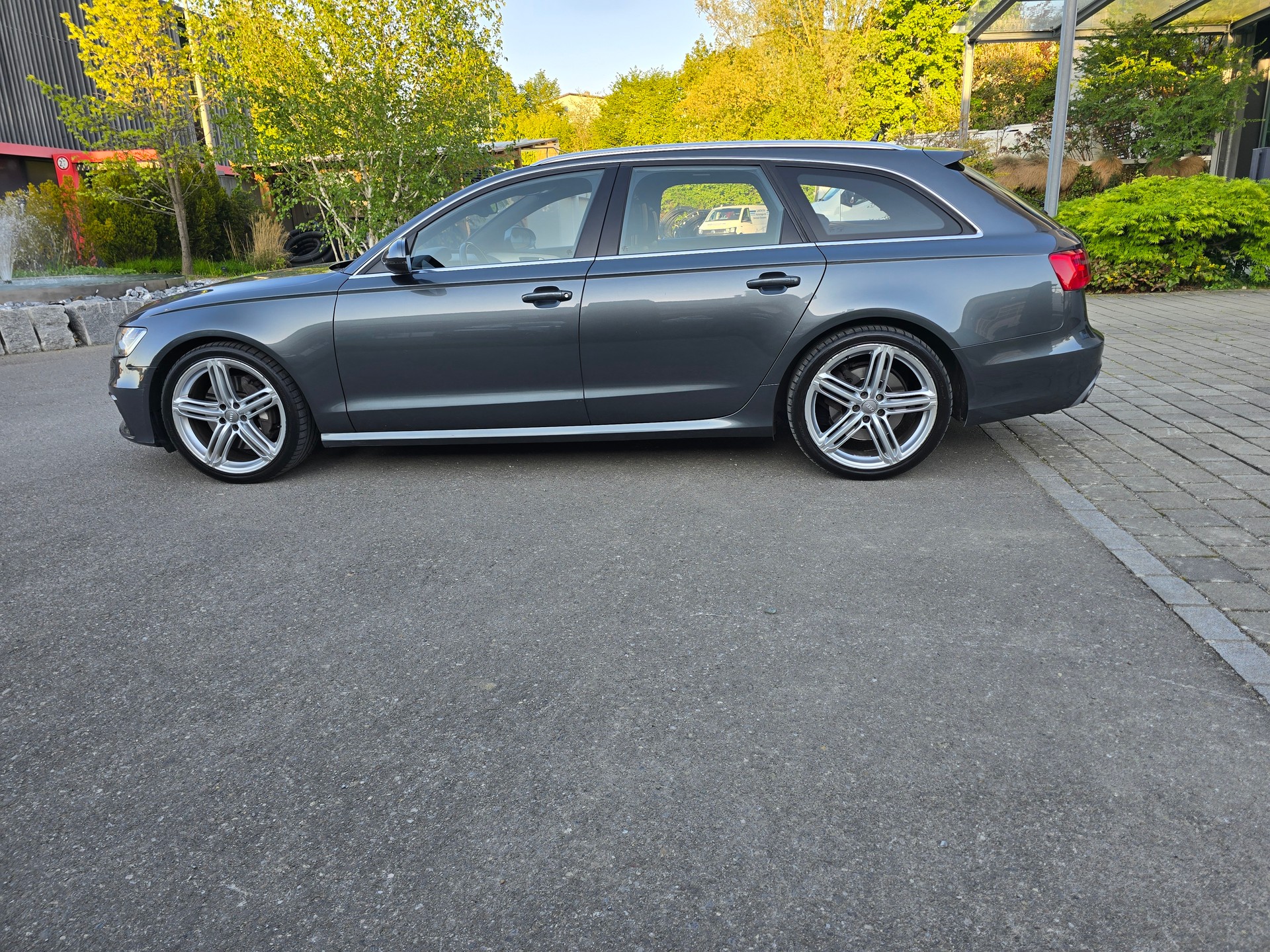 AUDI A6 Avant 3.0 TFSI V6 quattro S-tronic-image-7
