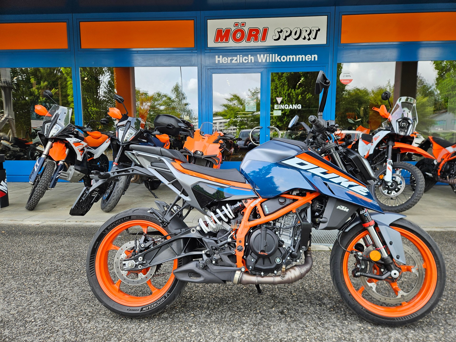 KTM 390 Duke