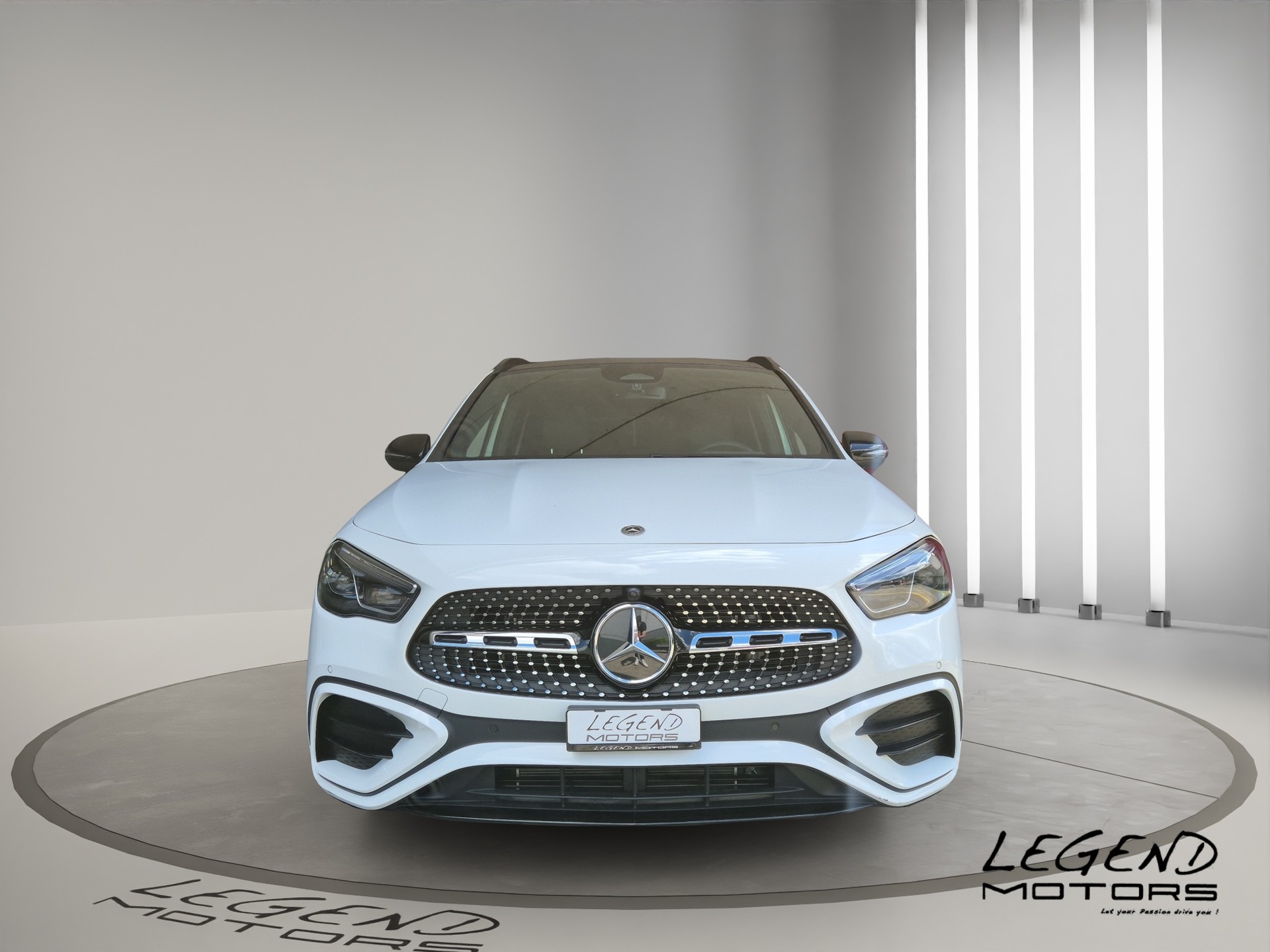 MERCEDES-BENZ GLA 250 e EQ Star 8G-DCT LEASING à partir de CHF 499.-/mois-showroom-element-1