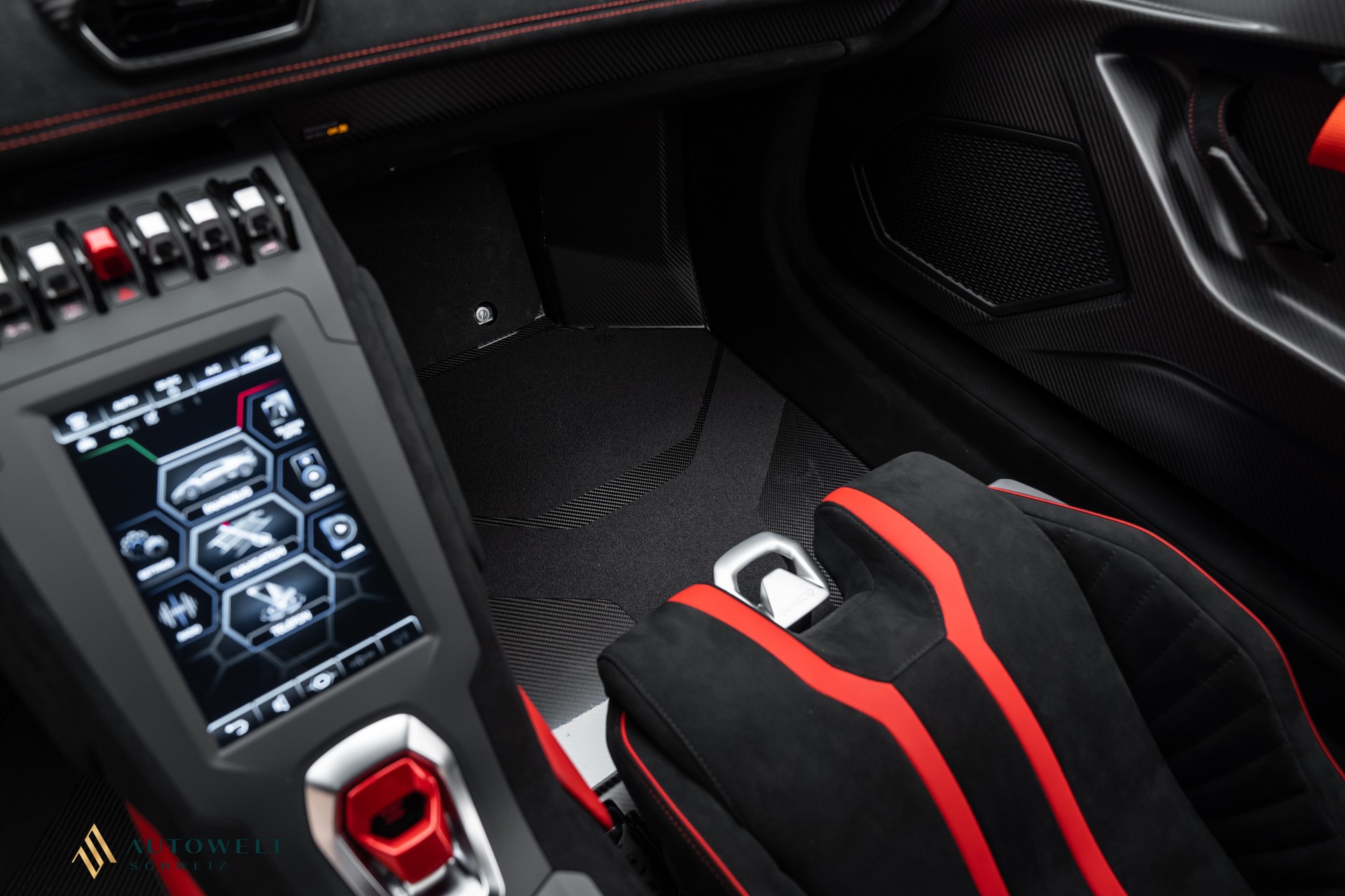 LAMBORGHINI Huracan STO Coupé DCT RWD-image-9
