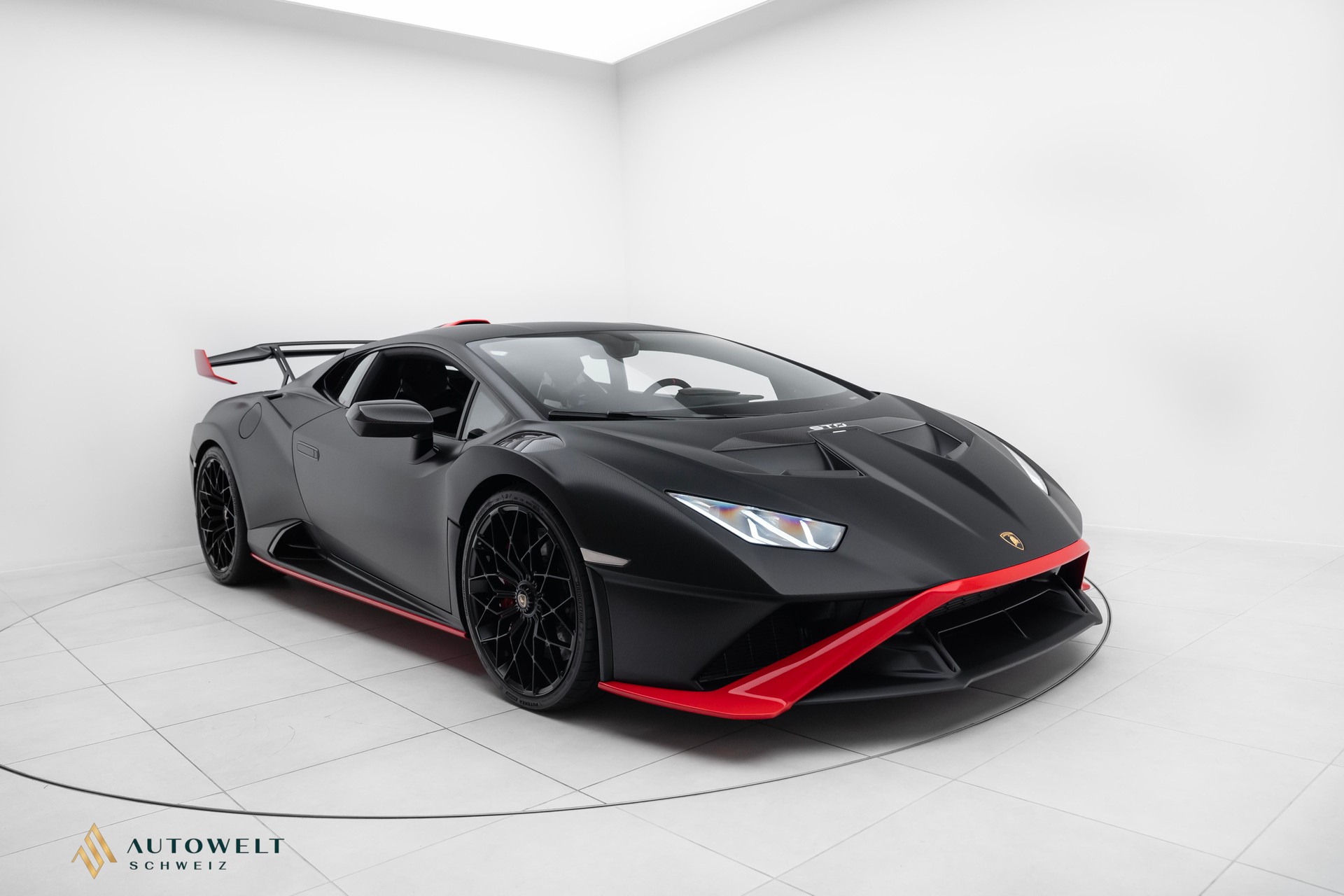 LAMBORGHINI Huracan STO Coupé DCT RWD