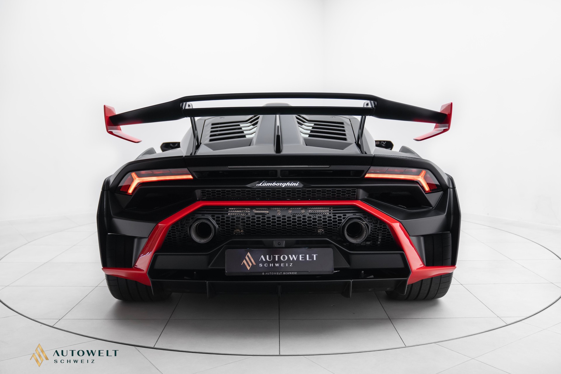 LAMBORGHINI Huracan STO Coupé DCT RWD-showroom-element-3
