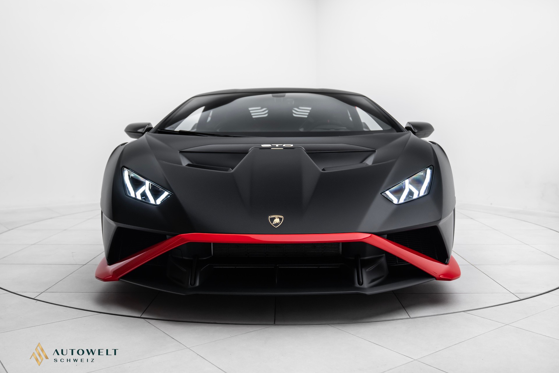 LAMBORGHINI Huracan STO Coupé DCT RWD-image-4