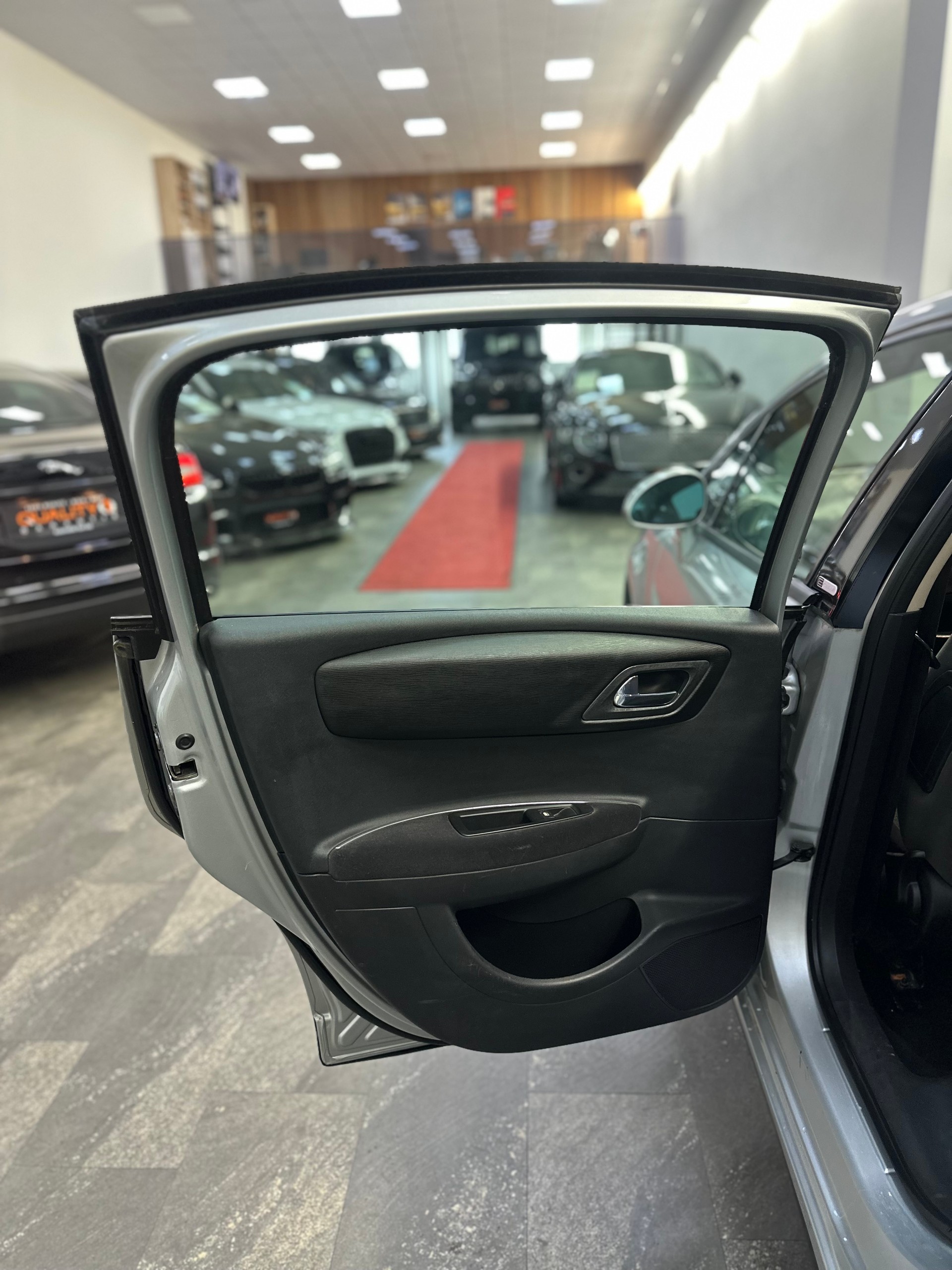 CITROEN C4 Berline 2.0i 16V VTR Automatic-image-16