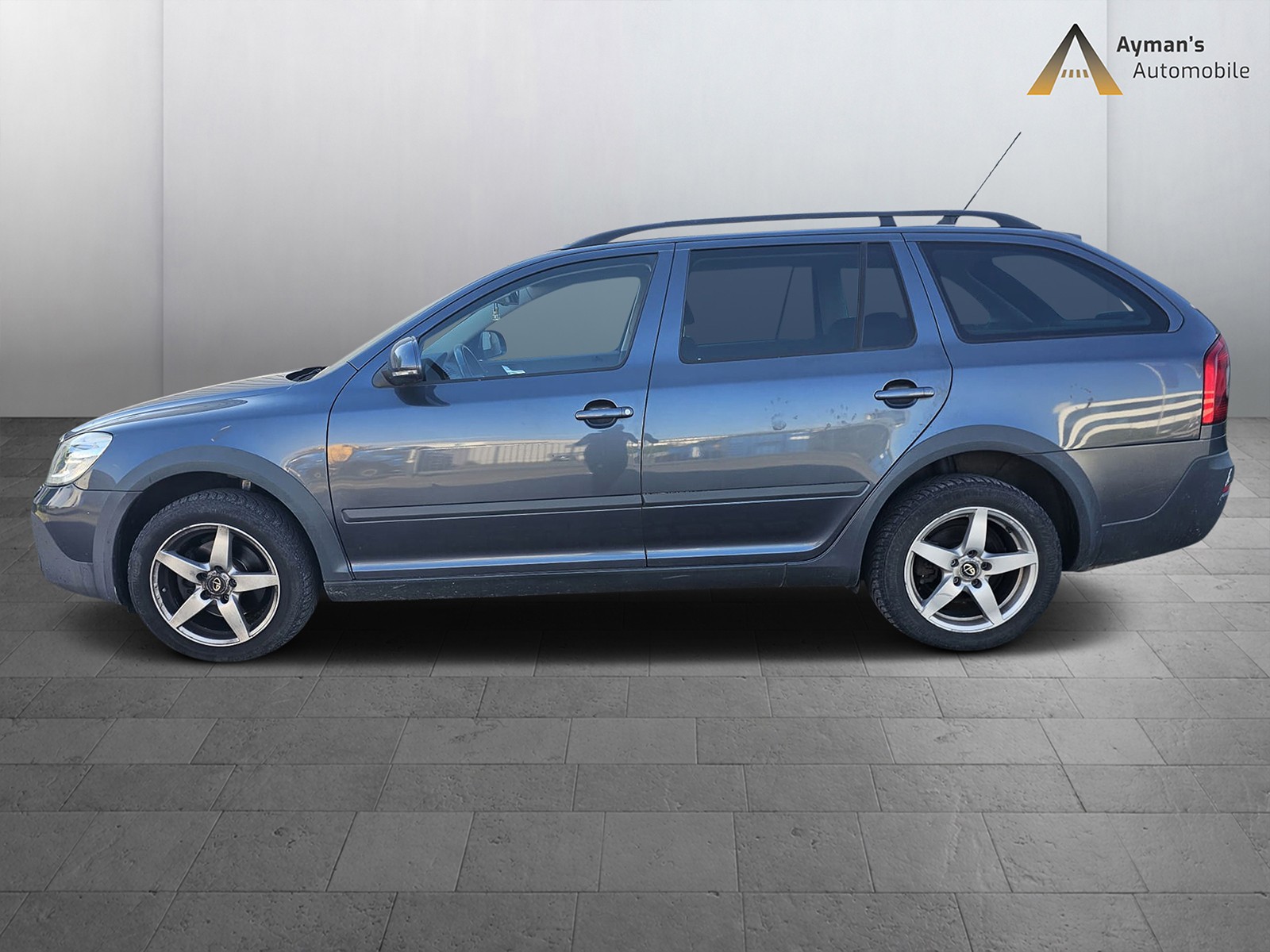 SKODA Octavia Combi 1.8 TSI Scout 4x4-image-6
