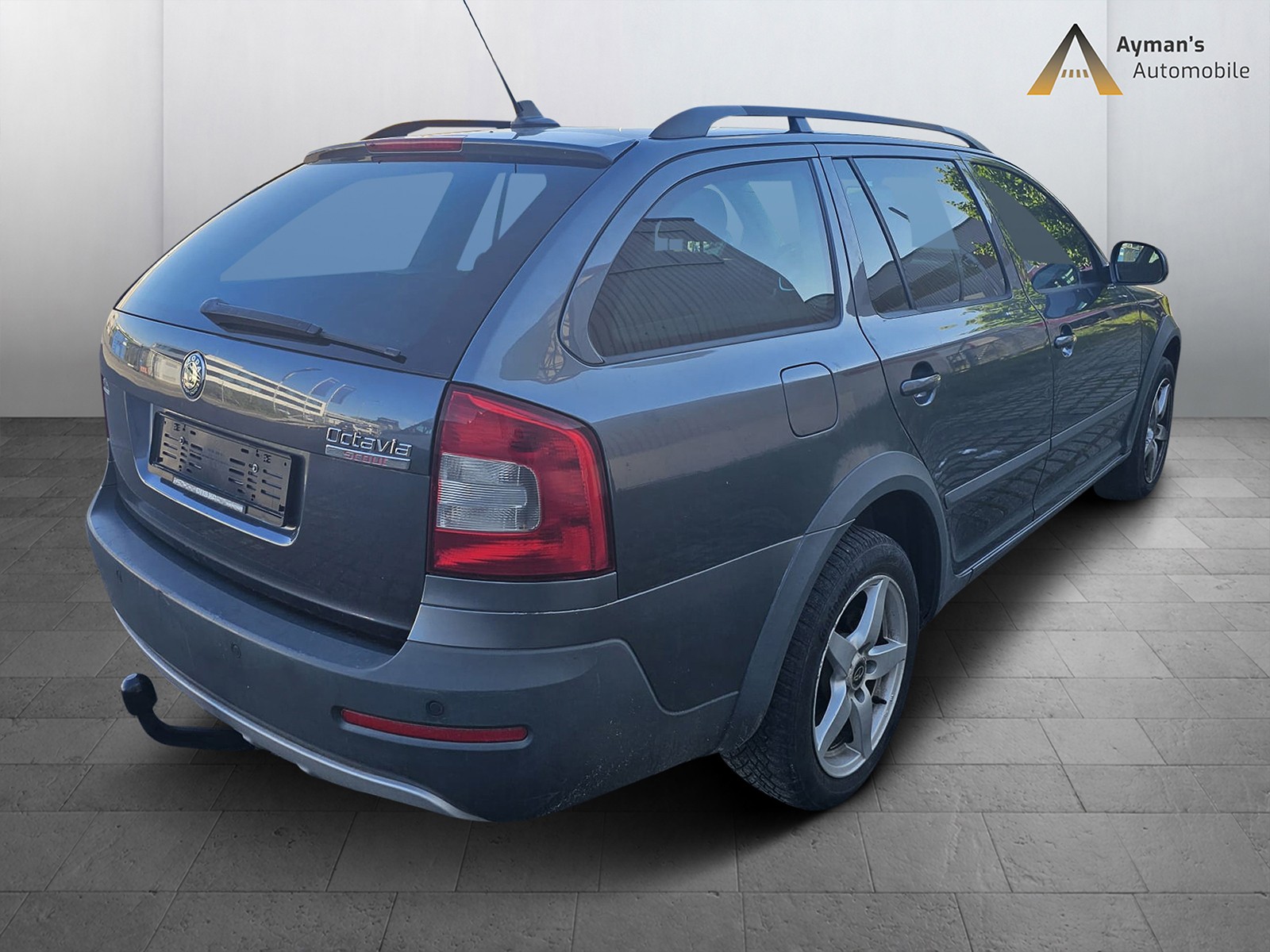 SKODA Octavia Combi 1.8 TSI Scout 4x4-image-3