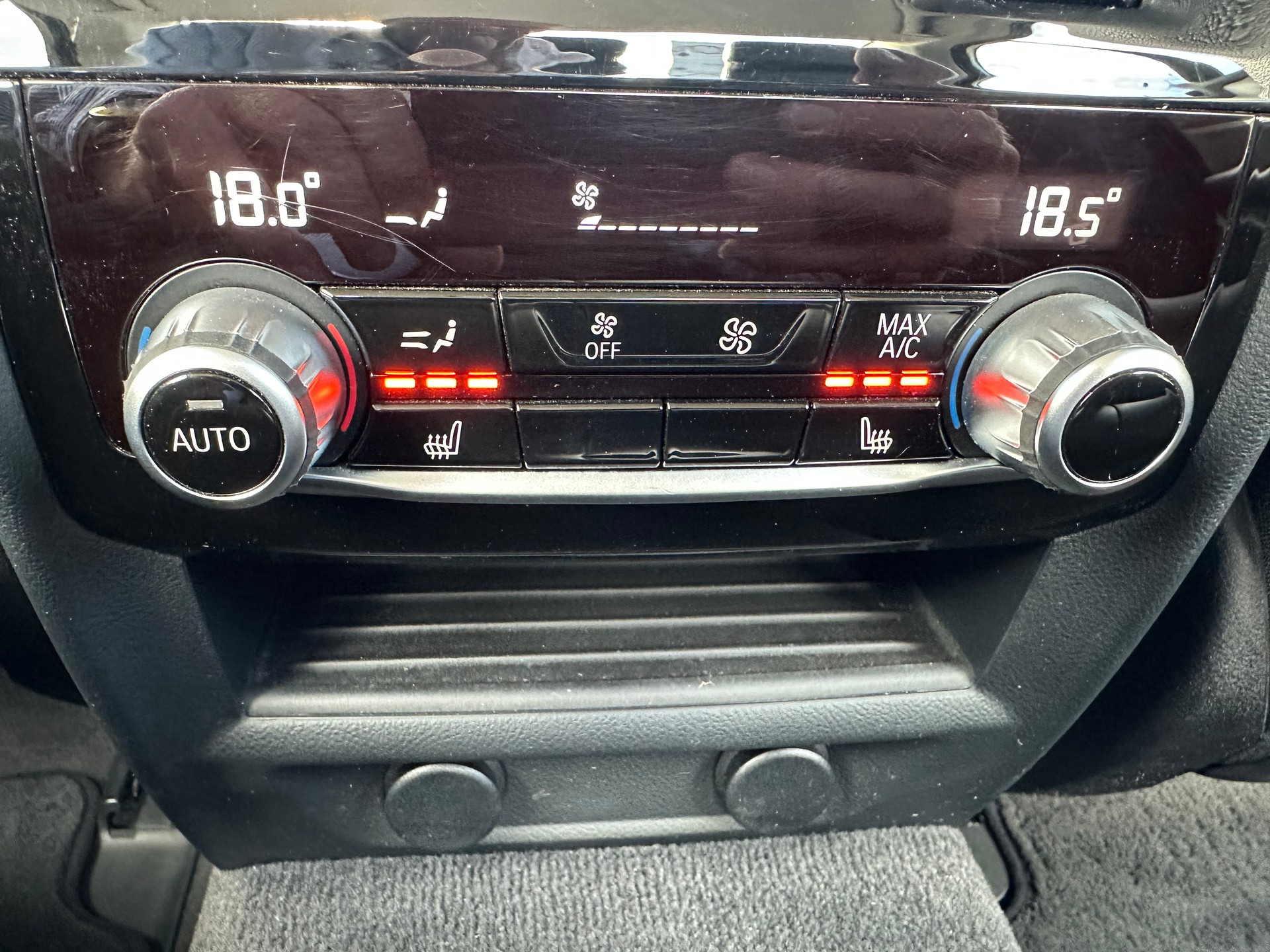 BMW 530d xDrive Luxury Line Steptronic-image-17