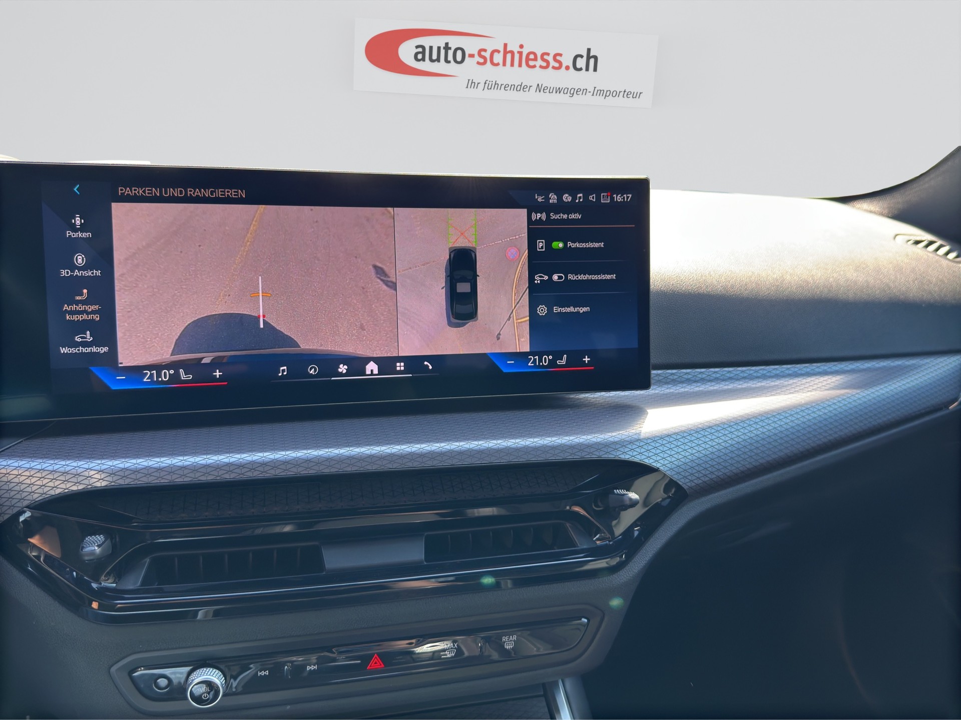 BMW 320i xDrive Steptronic M Sport-image-15