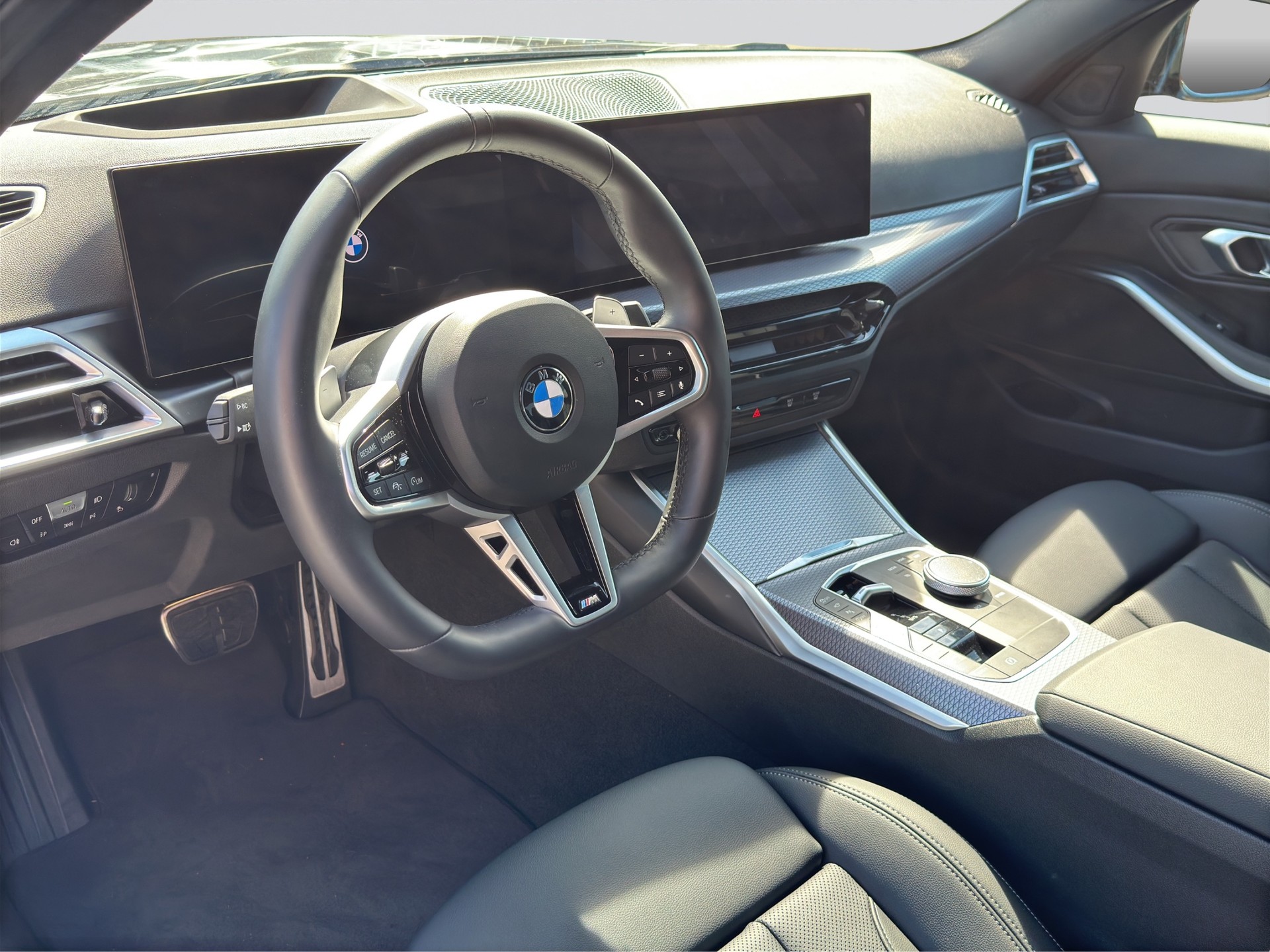 BMW 320i xDrive Steptronic M Sport-image-6