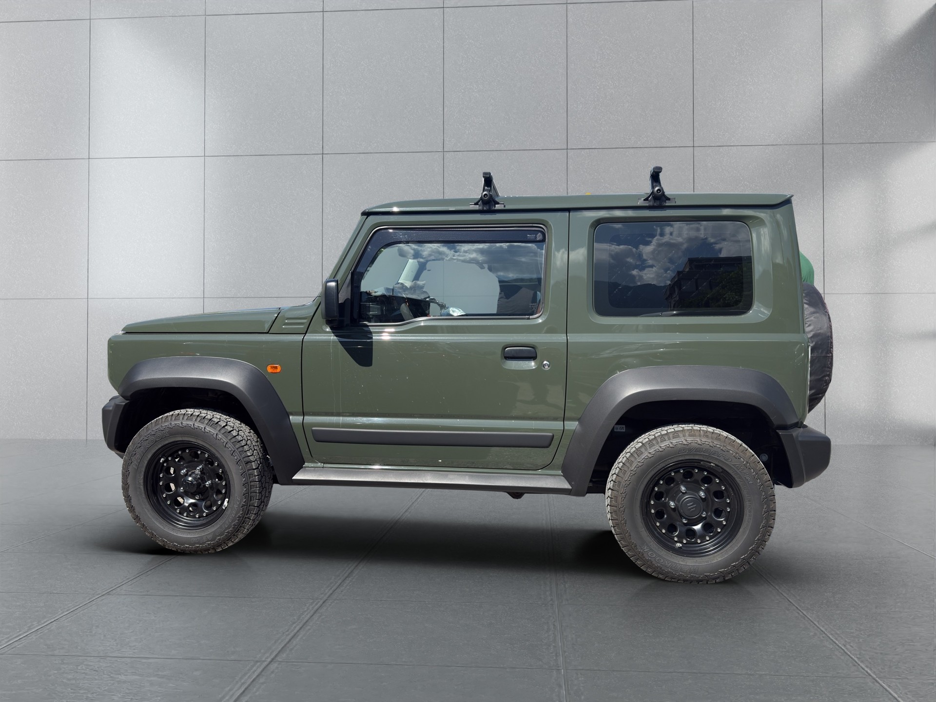 SUZUKI Jimny 1.5 Compact+ 4x4-image-2