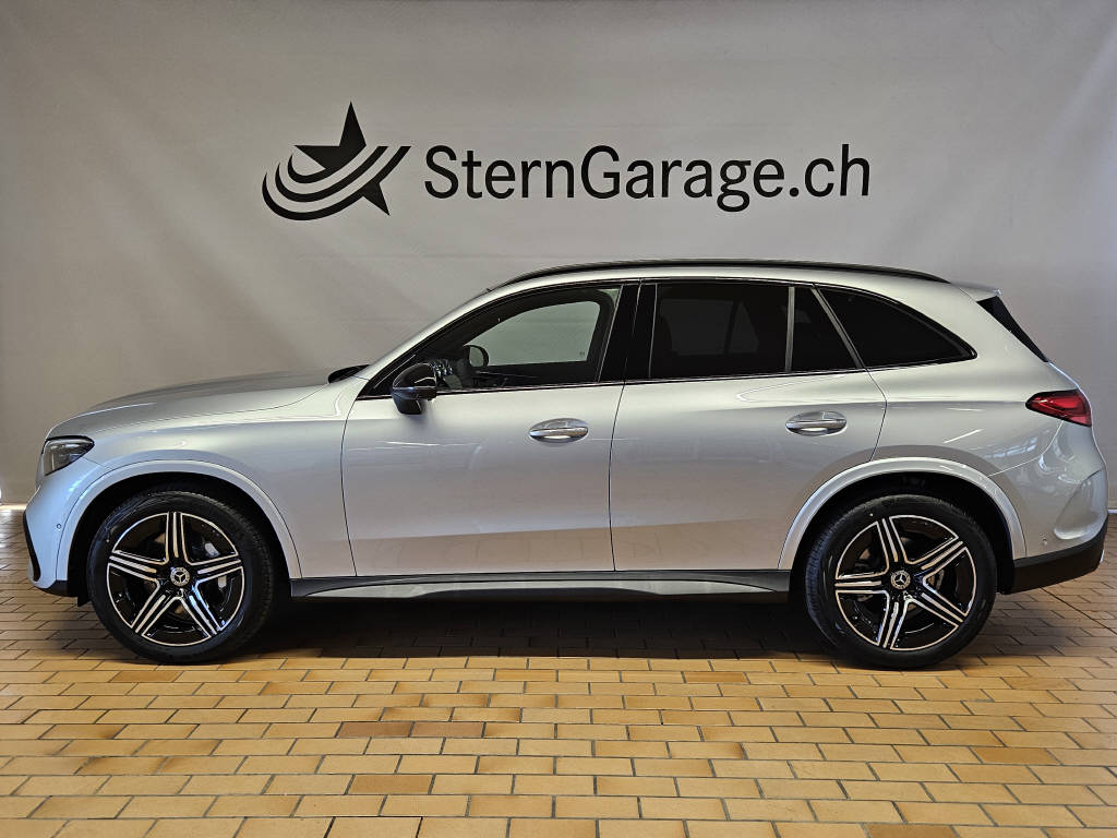 MERCEDES-BENZ GLC 220 d 4Matic AMG Line-showroom-element-1