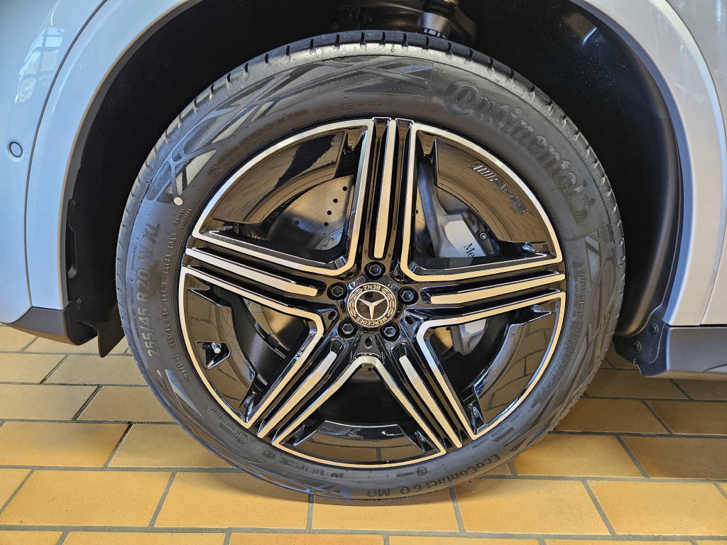 MERCEDES-BENZ GLC 220 d 4Matic AMG Line-image-16
