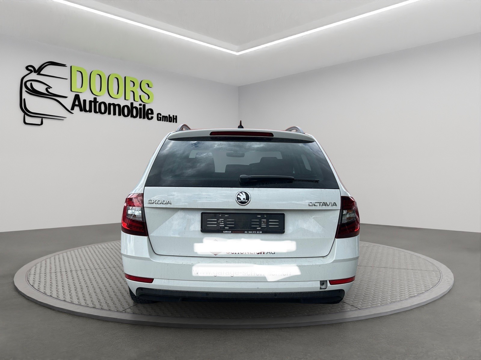 SKODA Octavia Combi 1.6 TDI Ambition DSG-showroom-element-3