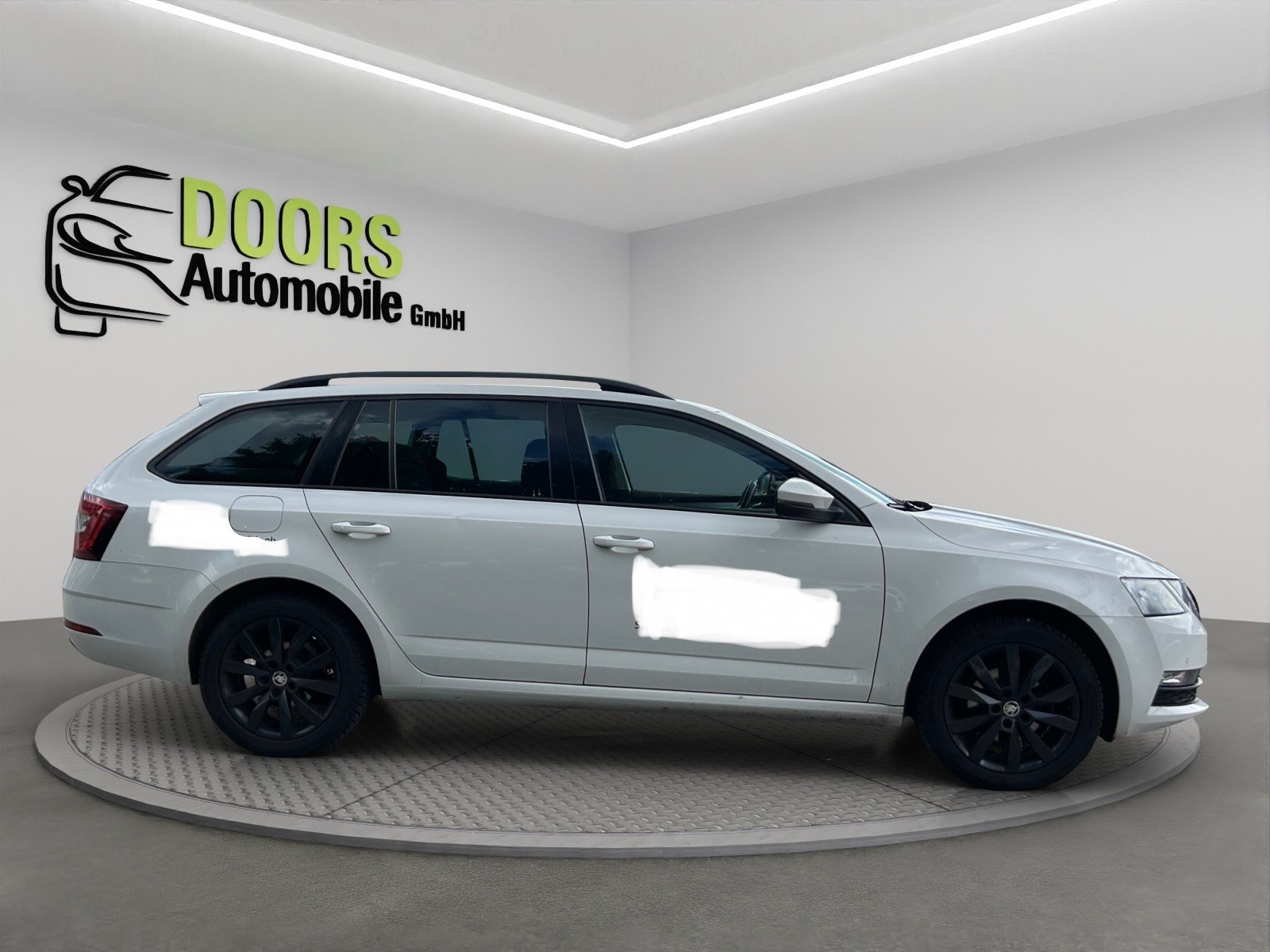 SKODA Octavia Combi 1.6 TDI Ambition DSG-image-5