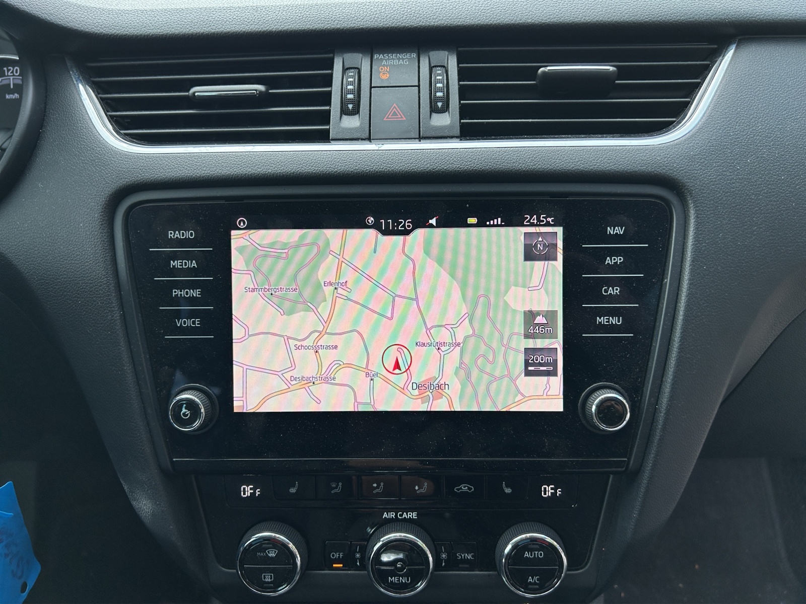 SKODA Octavia Combi 1.6 TDI Ambition DSG-image-12