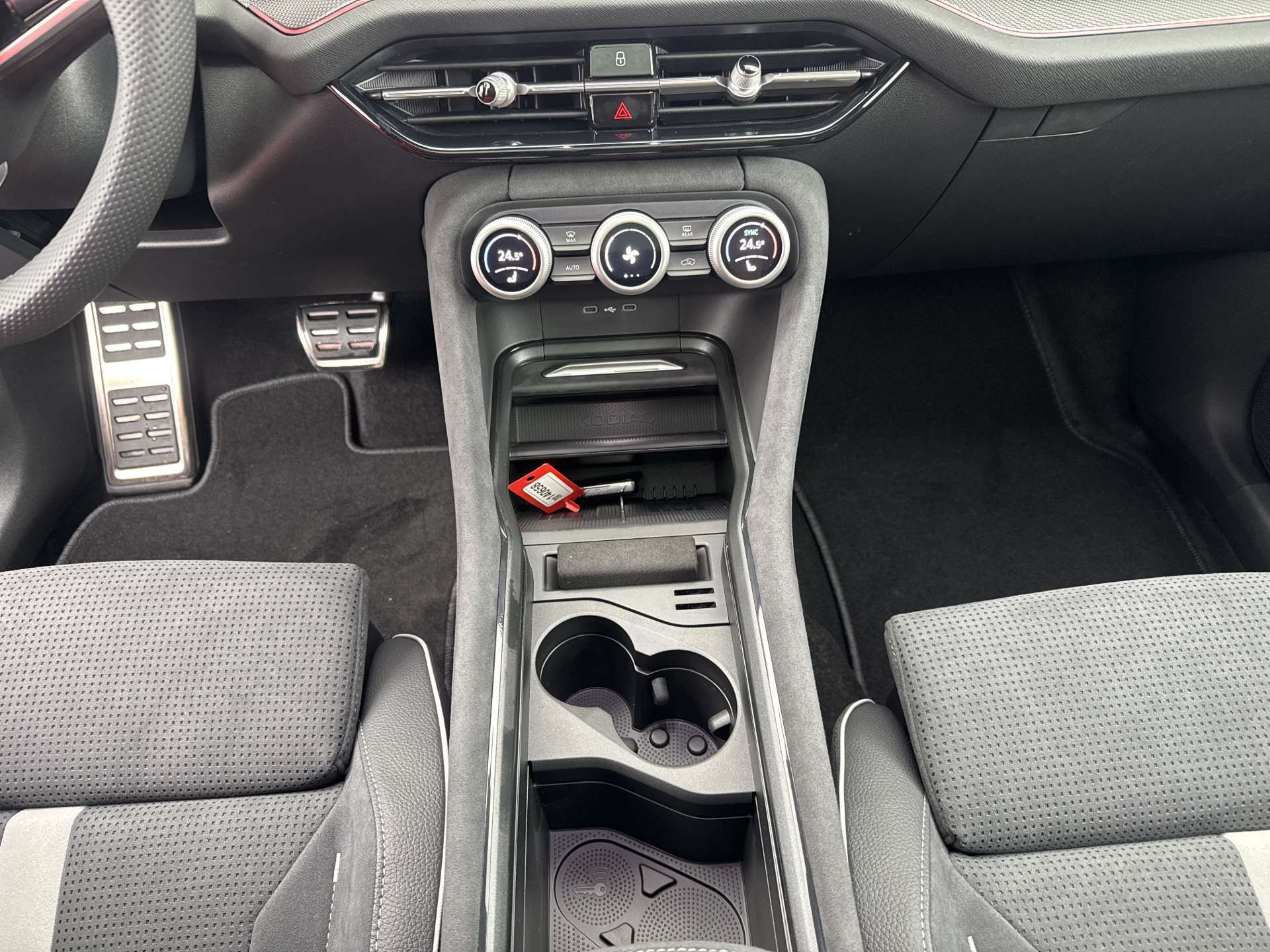 SKODA Kodiaq 2.0 TSi Sportline 7-Plätzer 205PS 4x4 DSG-Automat-image-11