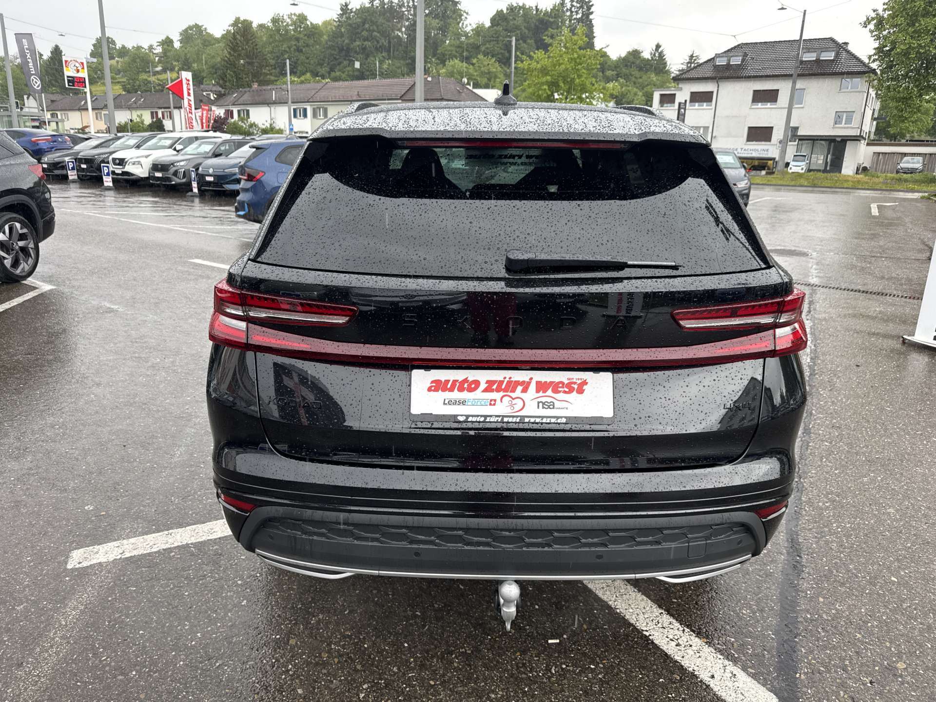 SKODA Kodiaq 2.0 TSi Sportline 7-Plätzer 205PS 4x4 DSG-Automat-image-14