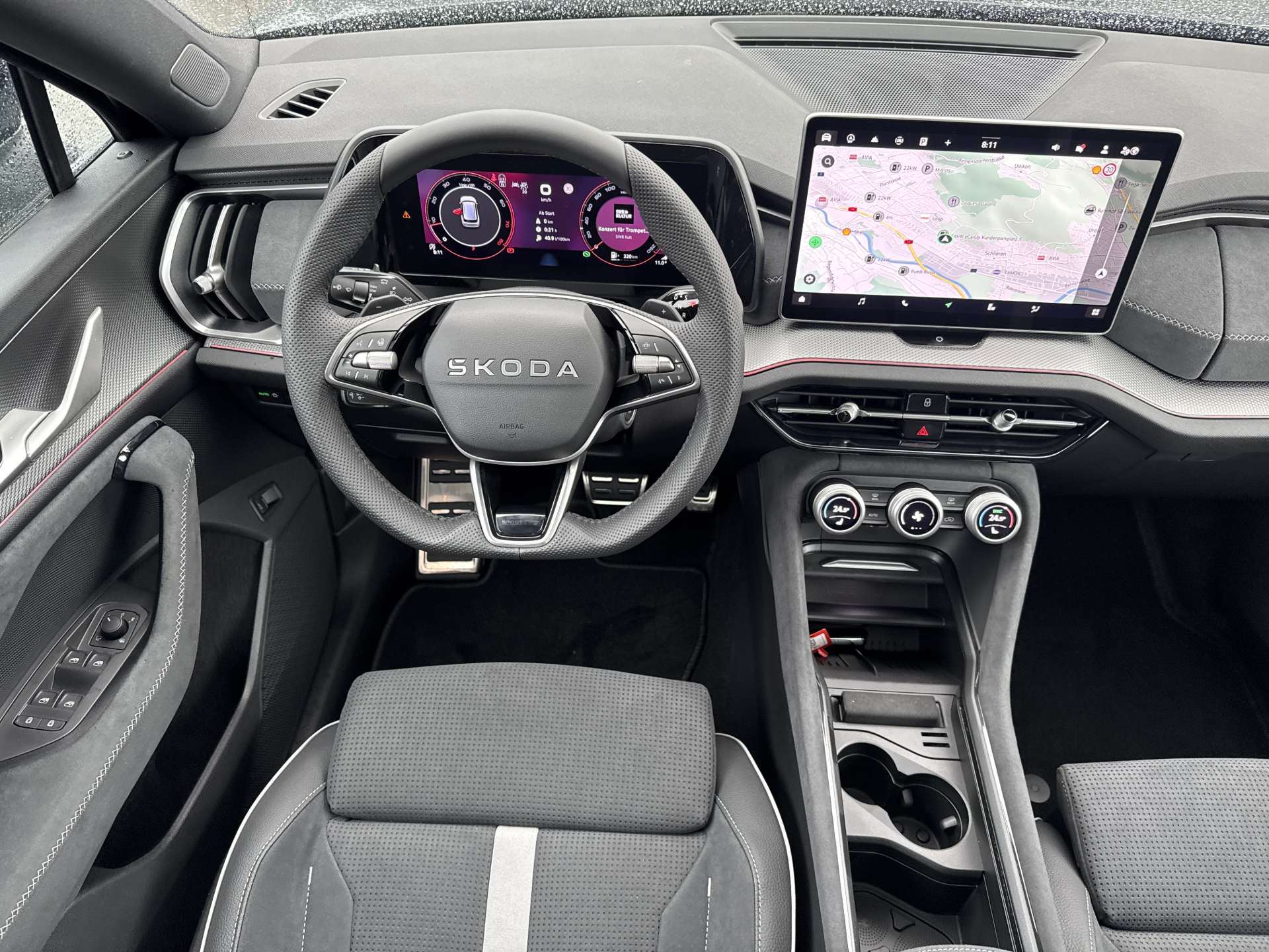 SKODA Kodiaq 2.0 TSi Sportline 7-Plätzer 205PS 4x4 DSG-Automat-image-4
